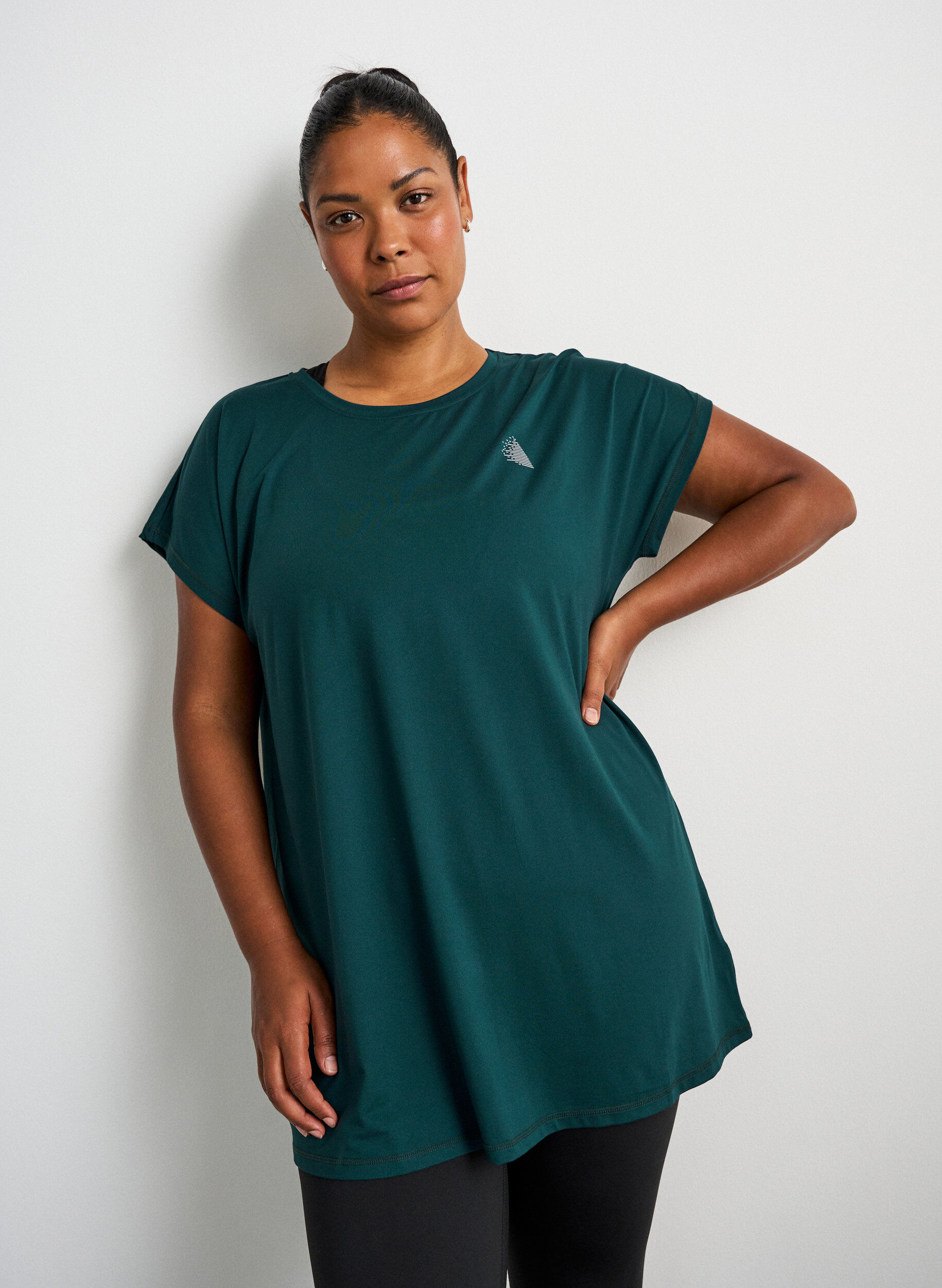 Lang trainings-T-shirt, Groen, Model