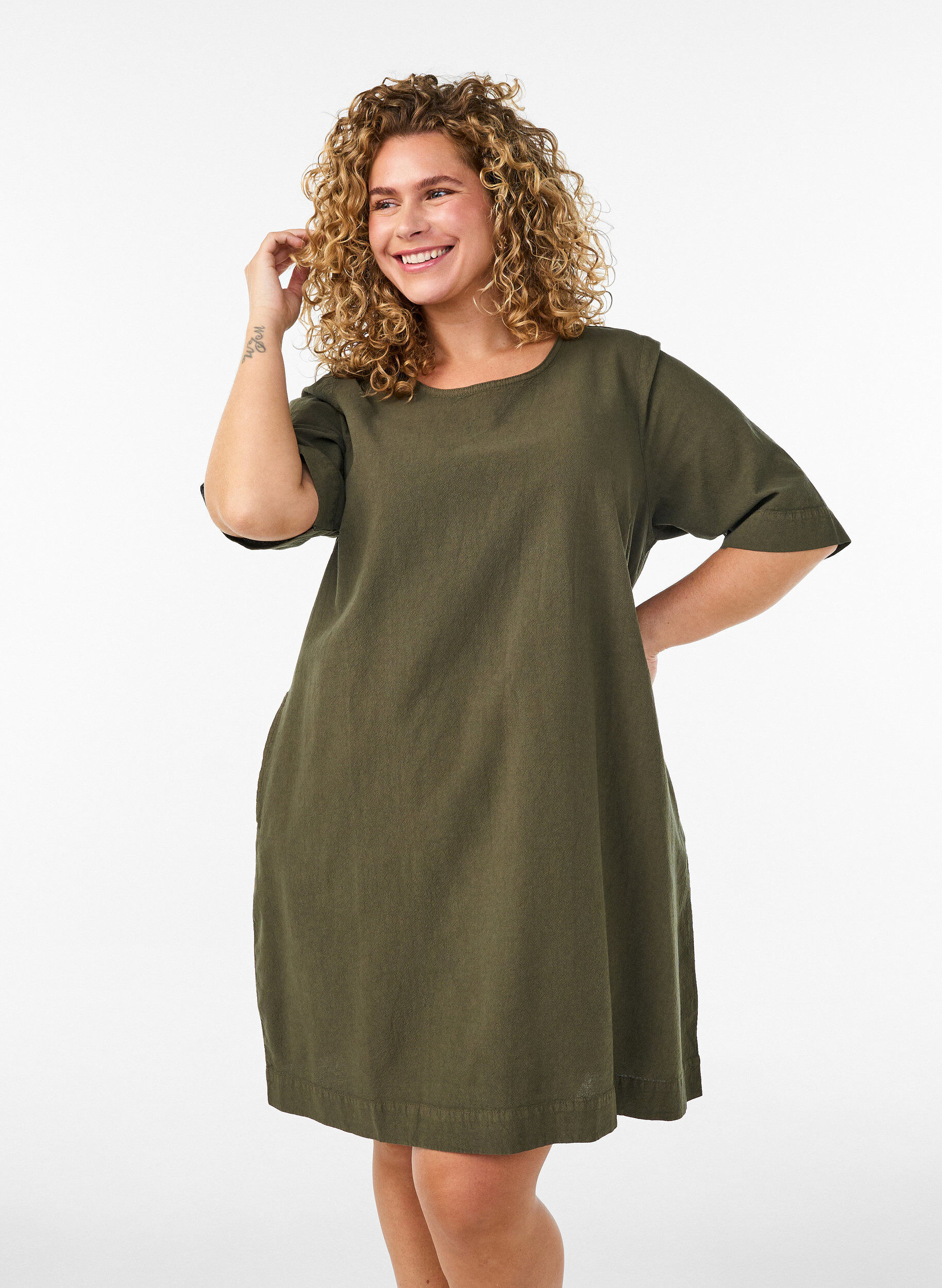 Katoenen jurk met korte mouwen en zakken, Groen, Model