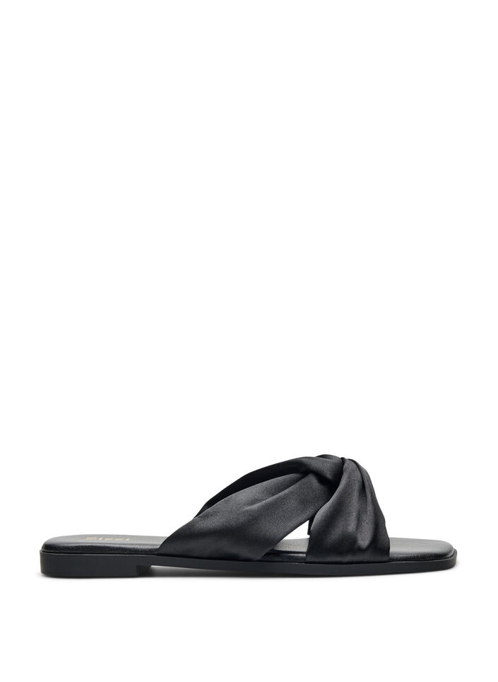 Wide fit - Slip-in met gekruiste satijnen bandjes, Black, Packshot