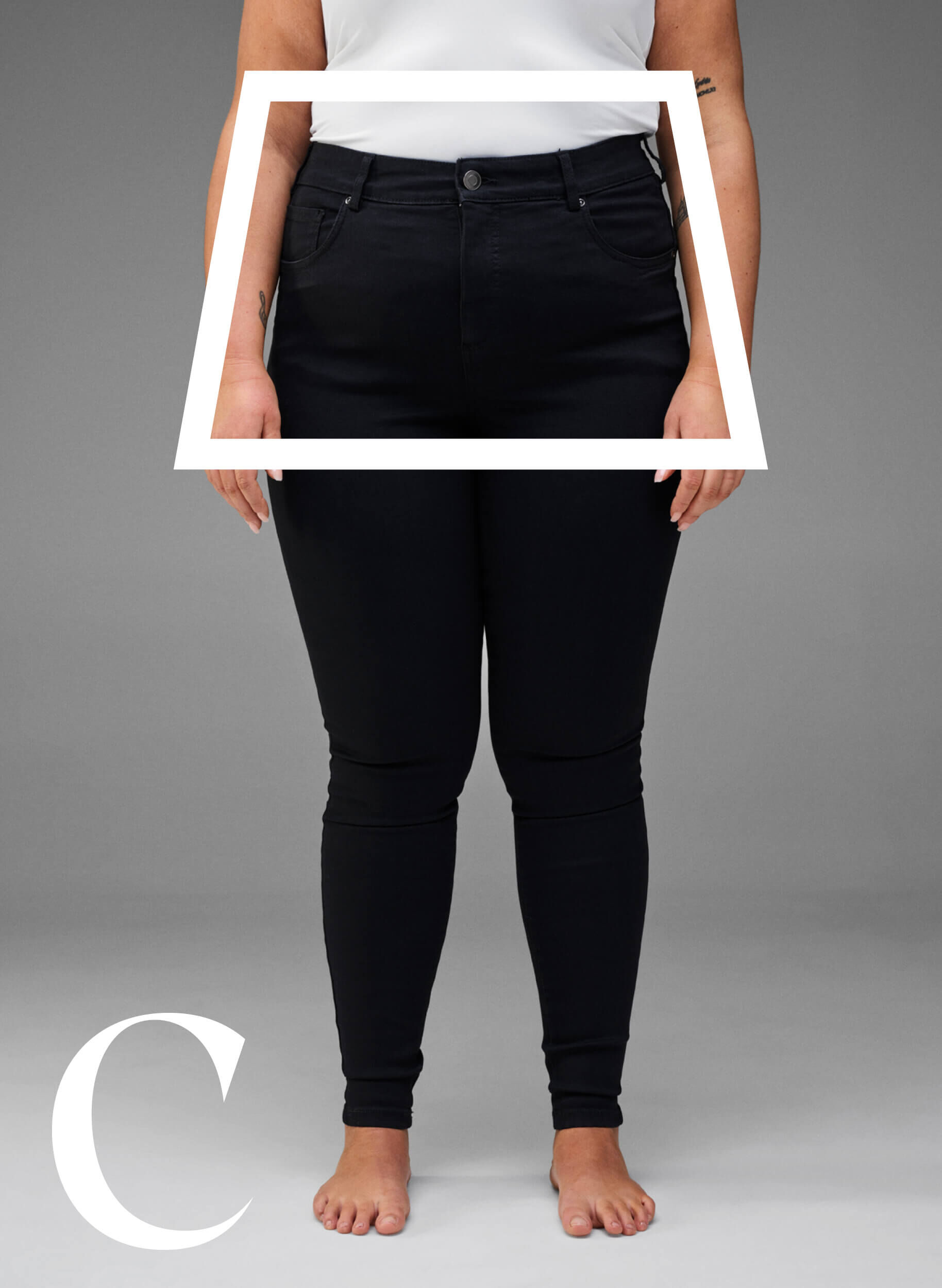 ZizziSuper smalle jeans met hoge taille, Black, Model image number 2