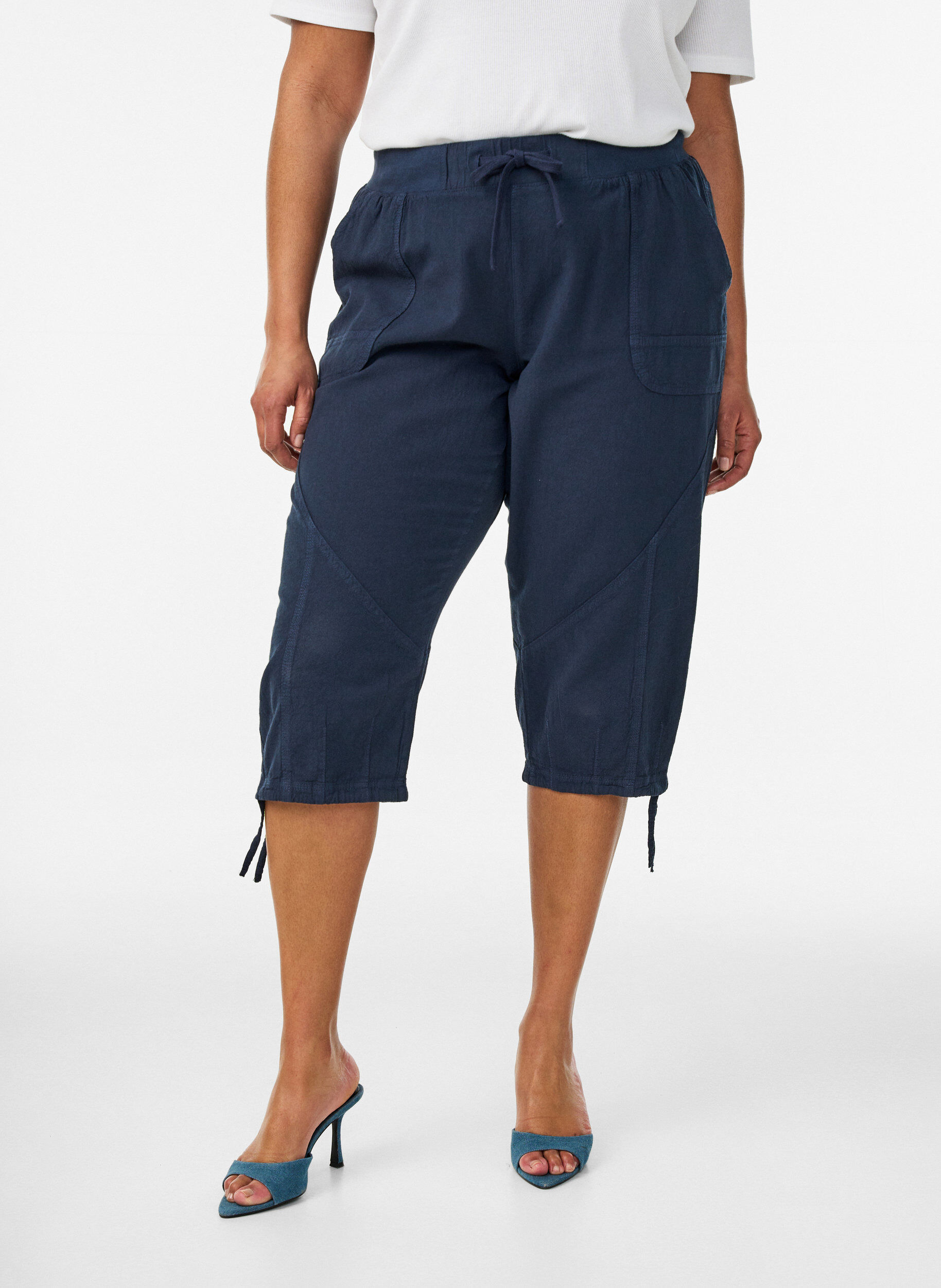 ZizziKatoenen Capri-broek, Blauw, Model image number 2