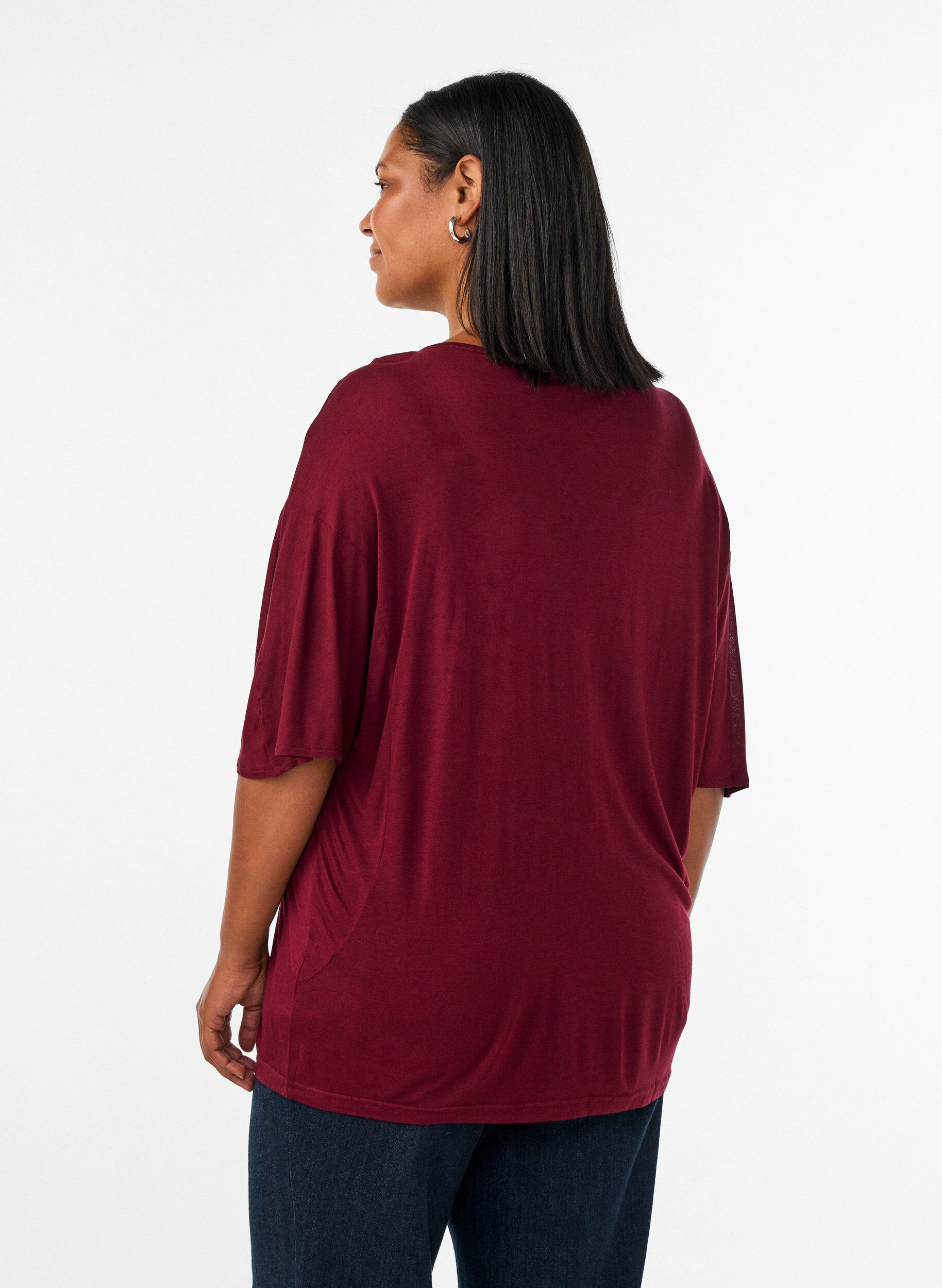 ZizziLosse pasvorm T-shirt in viscose jersey, Rood, Model image number 2