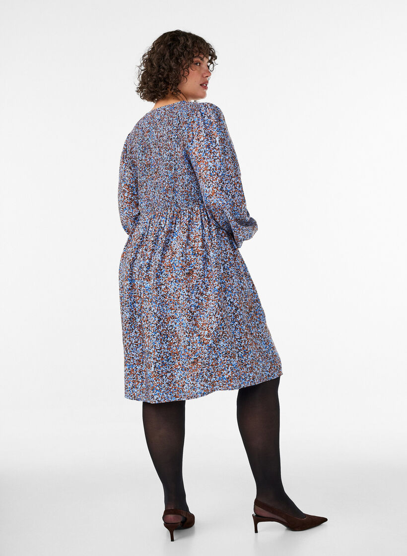 Viscose jurk met smock en een all-over patroon, Blauw, Model image number 2