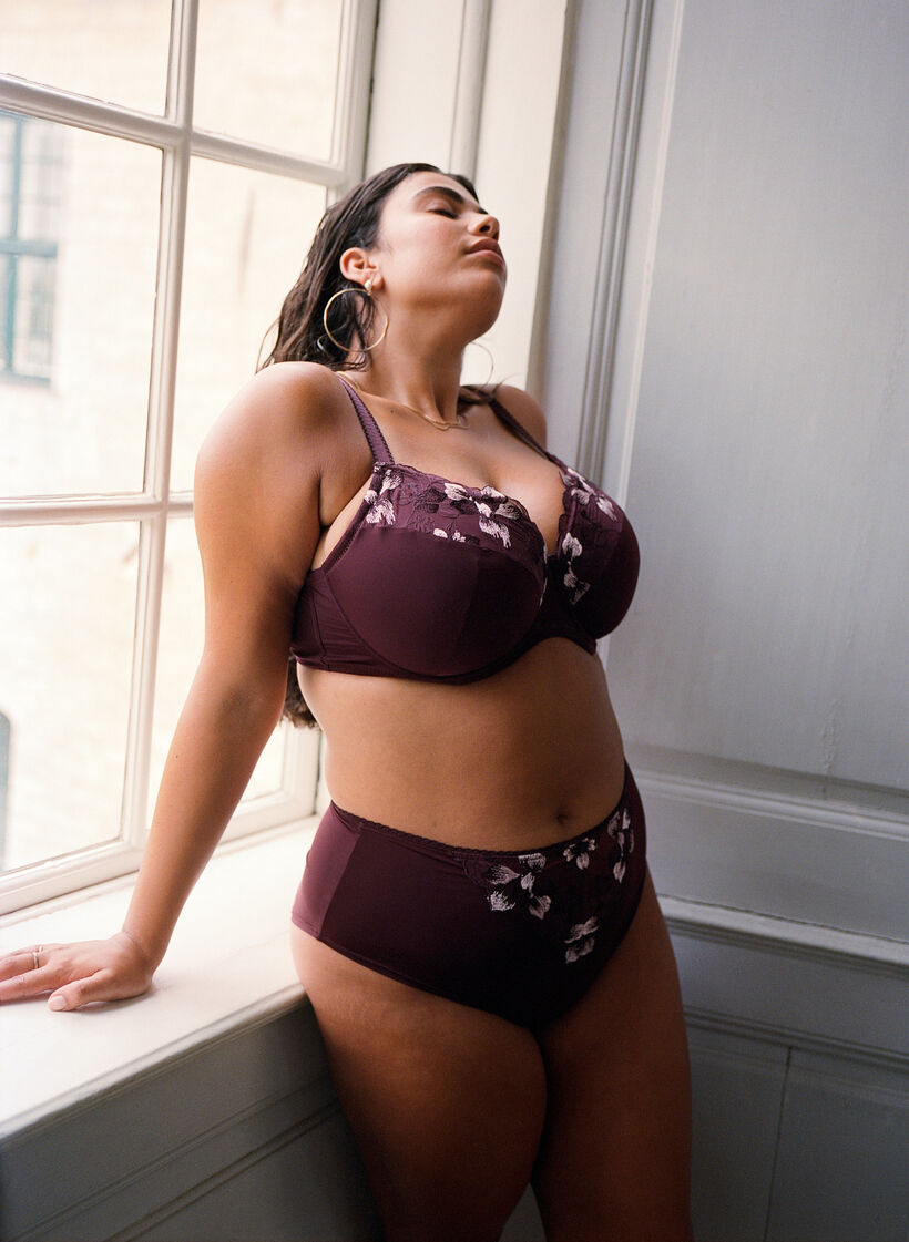 Gewatteerde bh met bloemenborduursel, Donker Bordeaux, Image image number 0