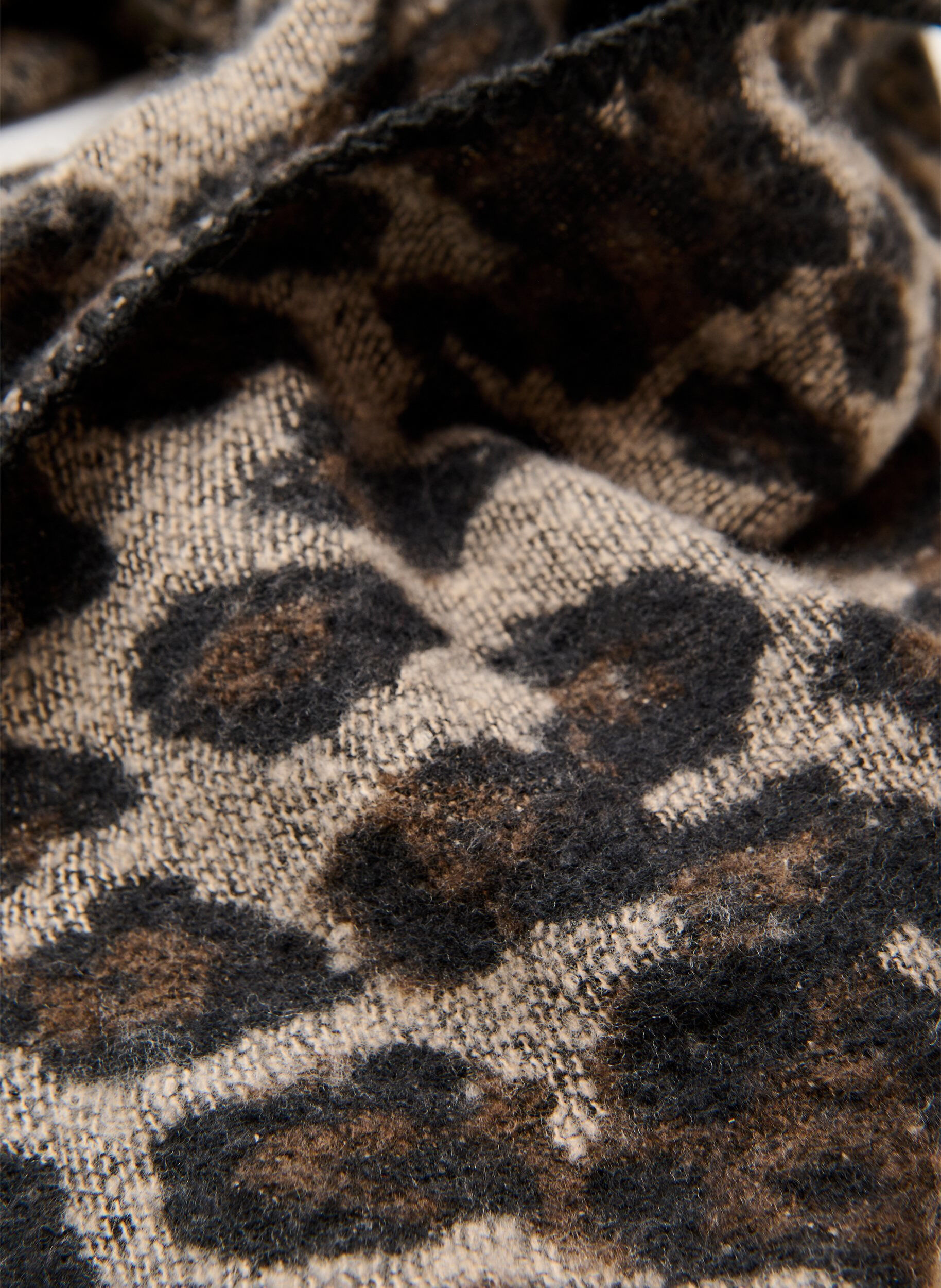 ZizziZachte sjaal met patroon en warme kleuren, Bruin, Packshot image number 1