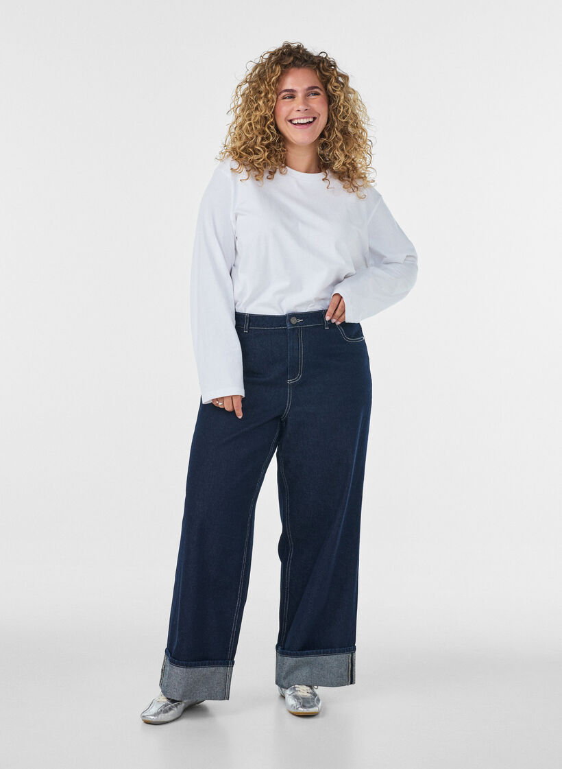 Wide fit jeans met brede omslag en contraststiksels, Blauw, Model image number 0