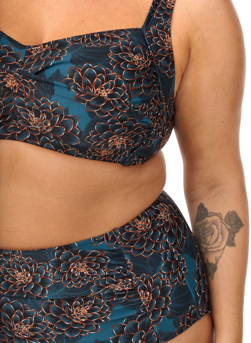 Gewatteerde bikinitop met print, Blauw, Model image number 2