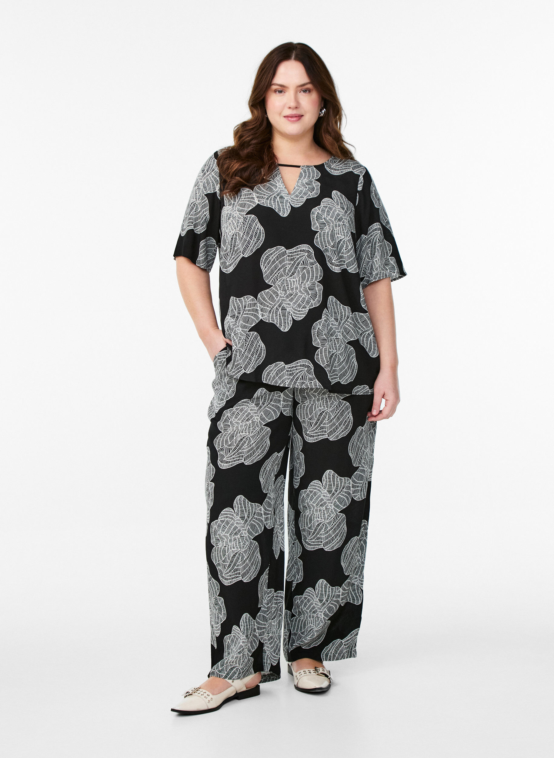 ZizziKorte mouw visrose Blouse met print, Zwart, Model image number 1