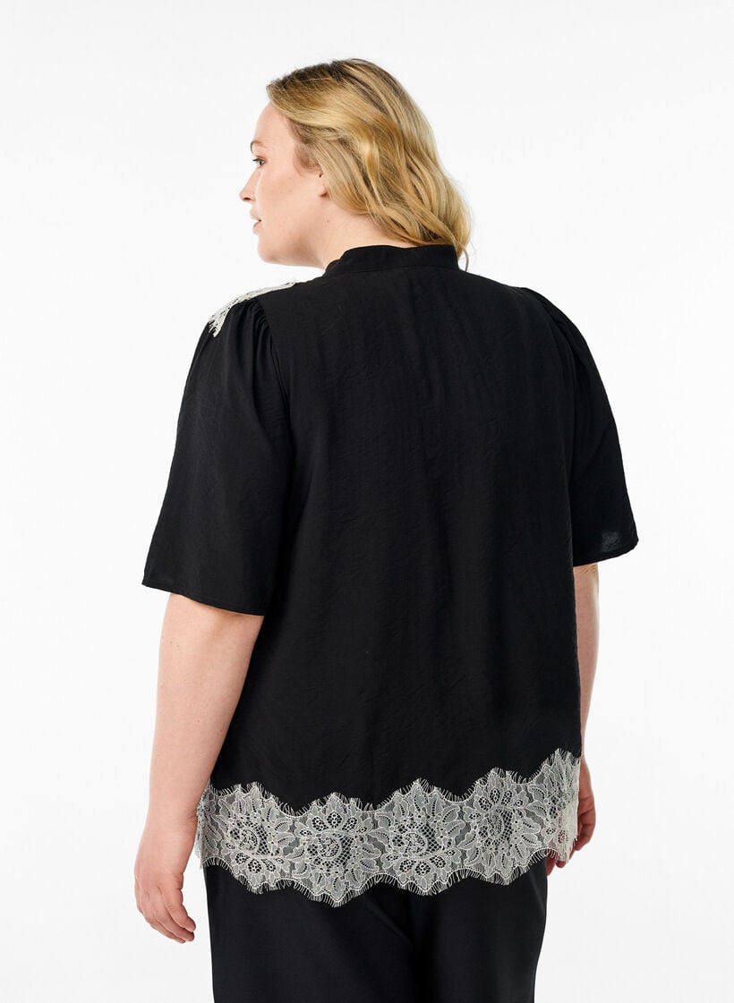 Blouse met korte mouwen en kanten details, Zwart, Model image number 2