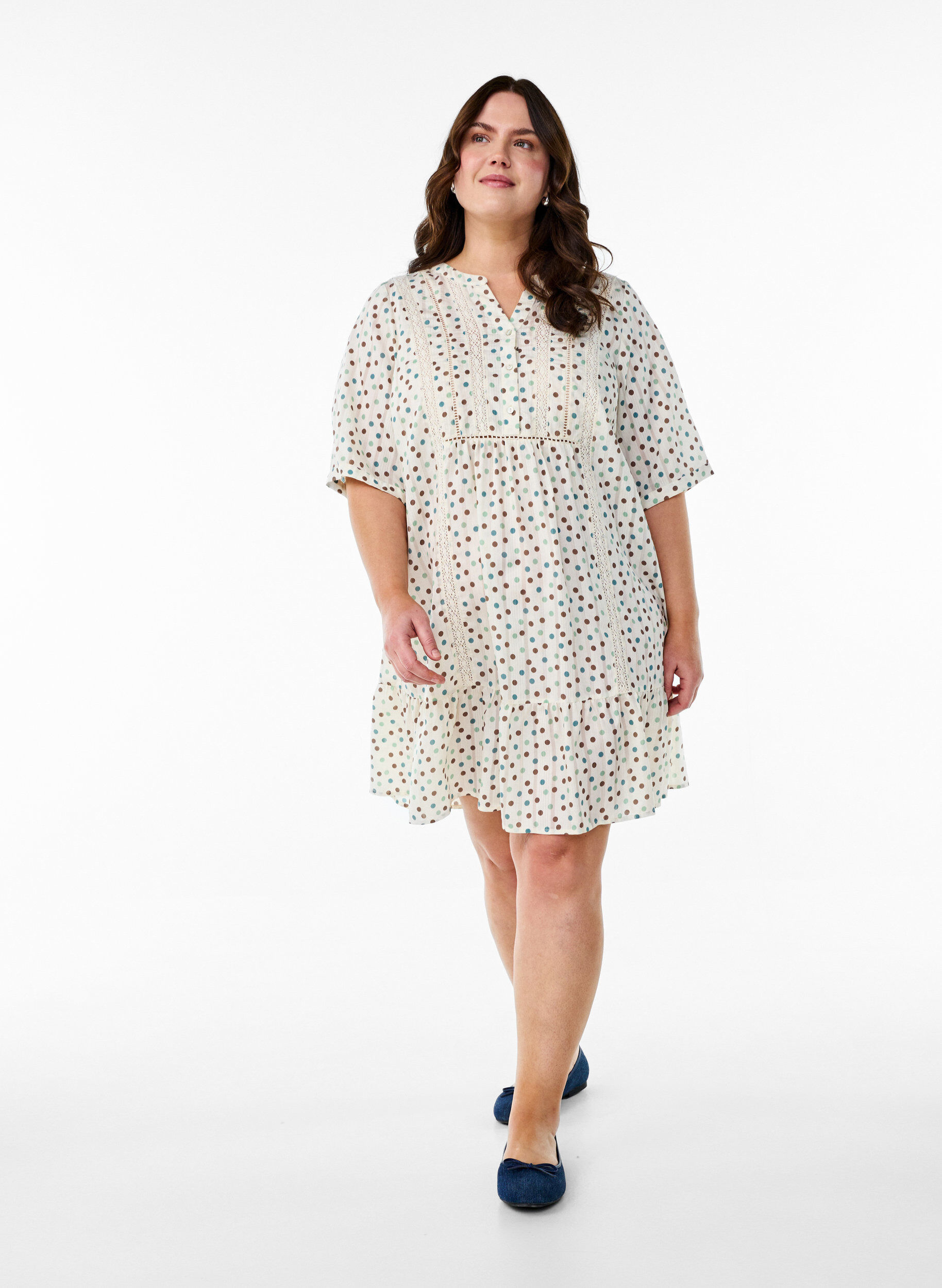 ZizziKorte viscose jurk met kanten afwerking en een A-lijn snit, Wit, Model image number 1