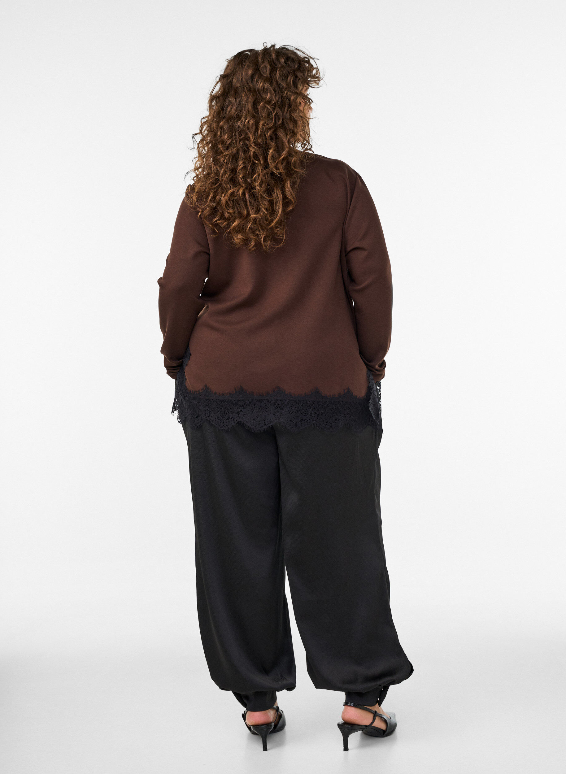 ZizziSatin-look ballonbroek, Zwart, Model image number 1