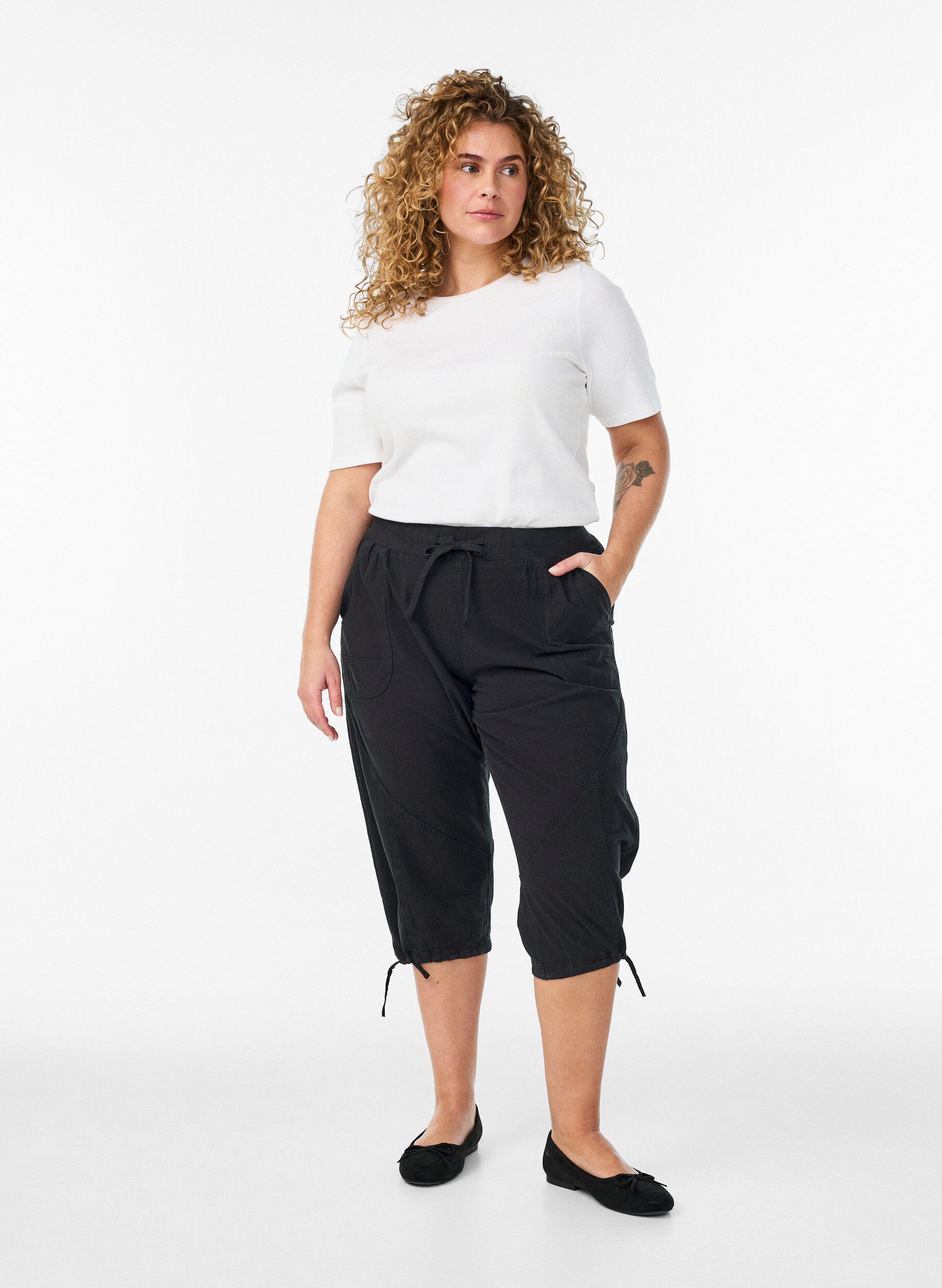 Katoenen Capri-broek, Zwart, Model
