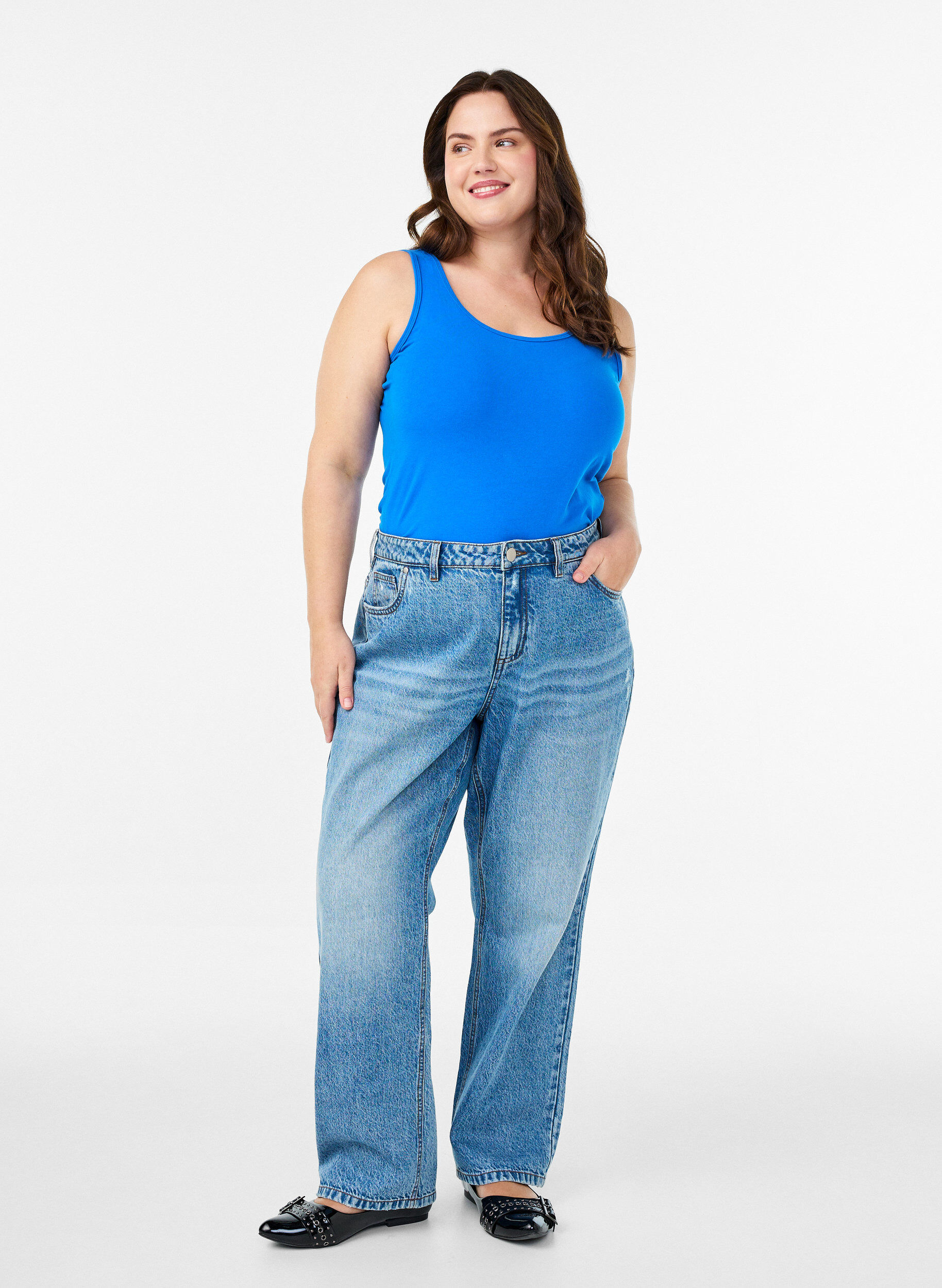 ZizziSolide kleur basis top in katoen, Blauw, Model image number 1