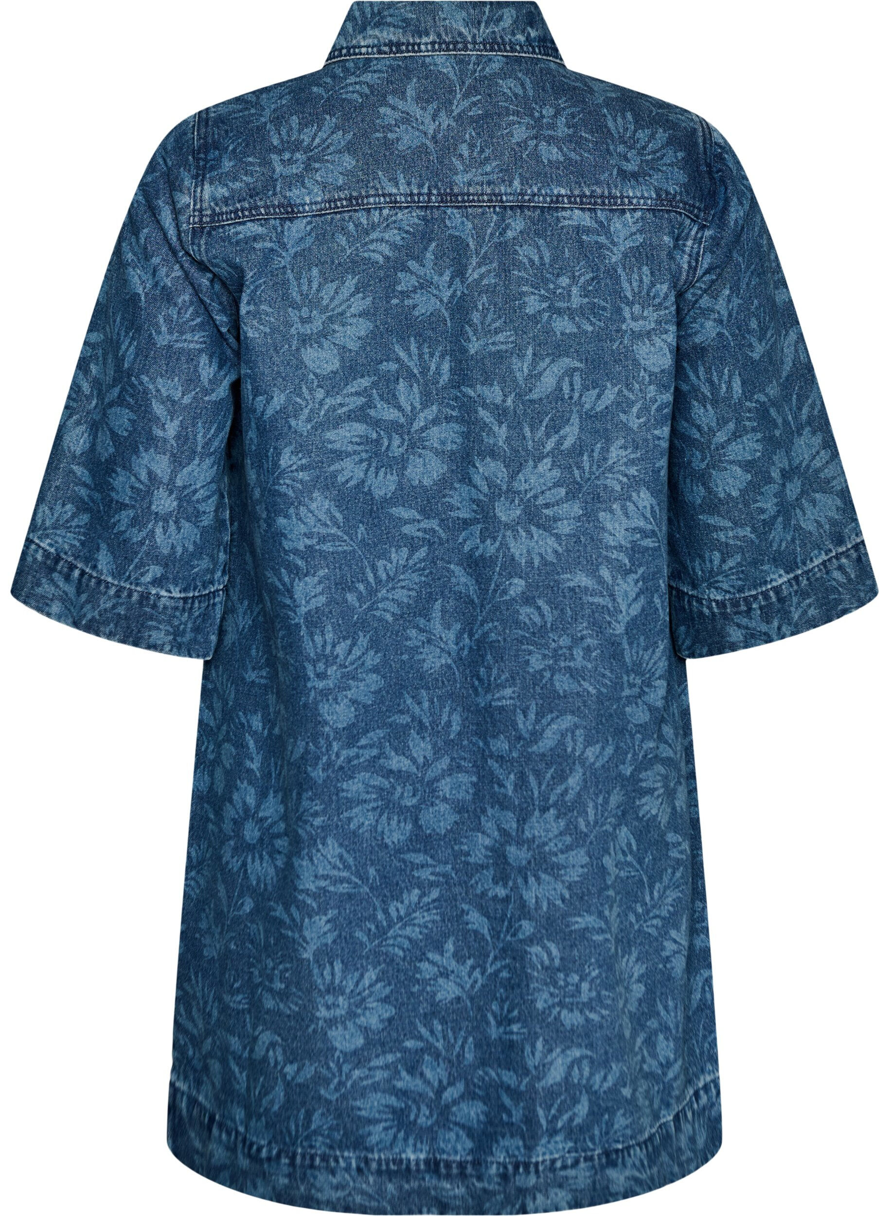 Zizzi Robe en jean &agrave; imprim&eacute; floral avec poches poitrine, Bleu, Packshot image number 1