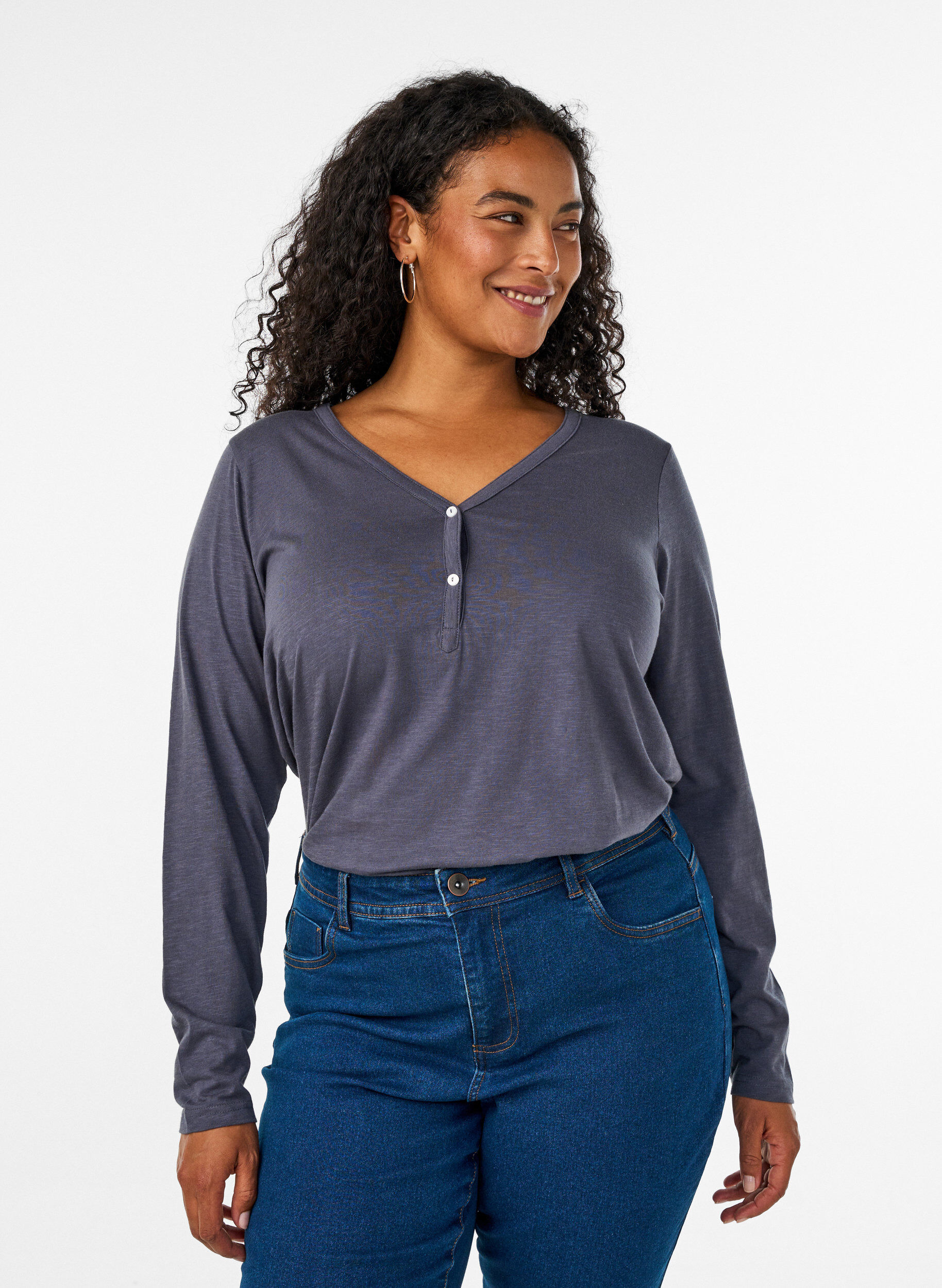 T-shirt met lange mouwen, V-hals en knopen, Grijs, Model