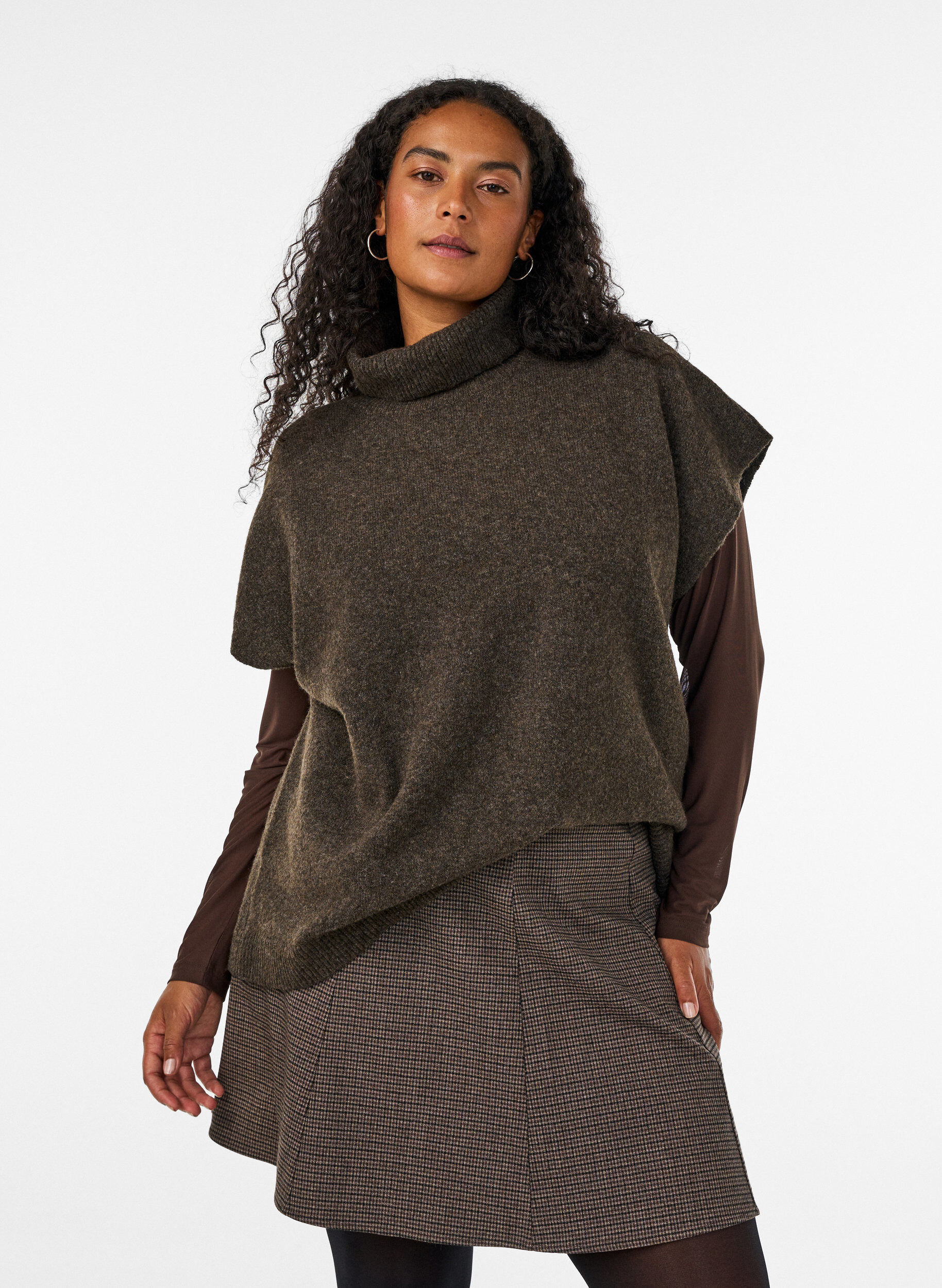 Gebreide vest met col, Bruin, Model