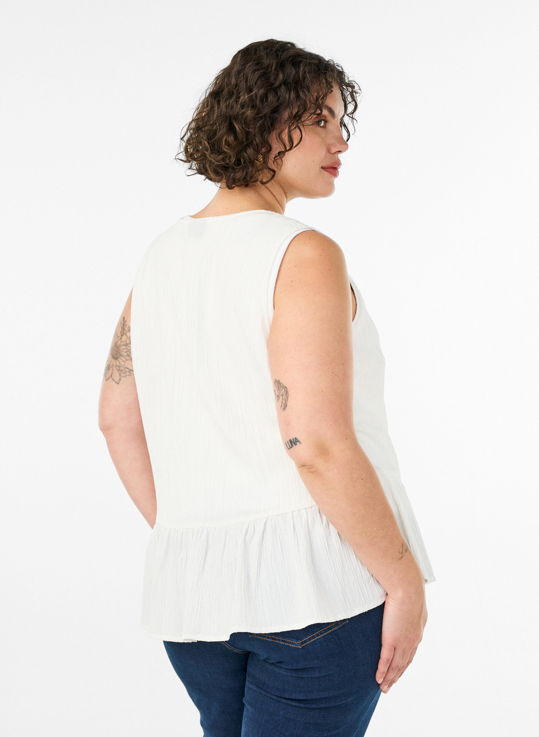 ZizziMouwloze blouse met textuur en een striksluiting, Vanille, Model image number 2
