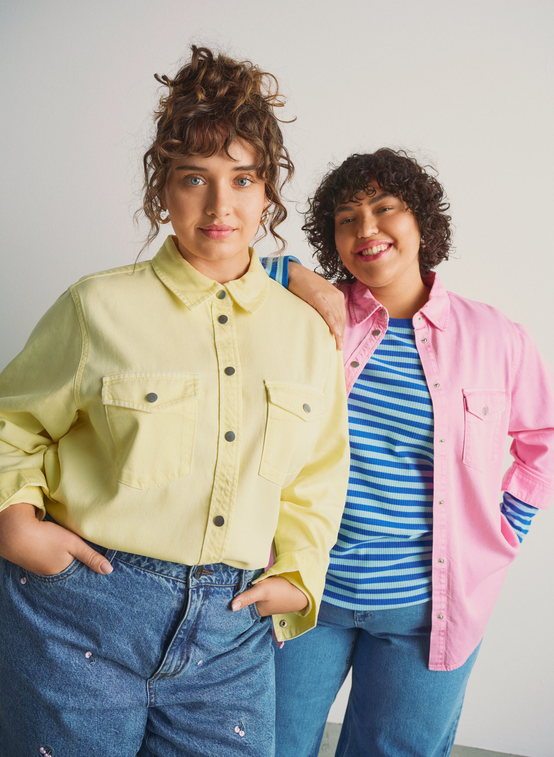 ZizziSpijkerblouse met borstzakken, Geel, Image image number 0