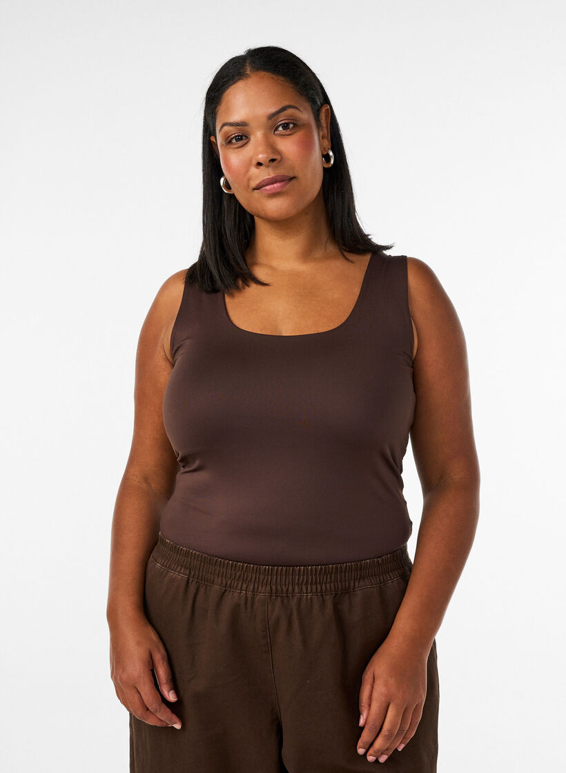 Aansluitende basic top met omkeerbaar design, Bruin, Model image number 0