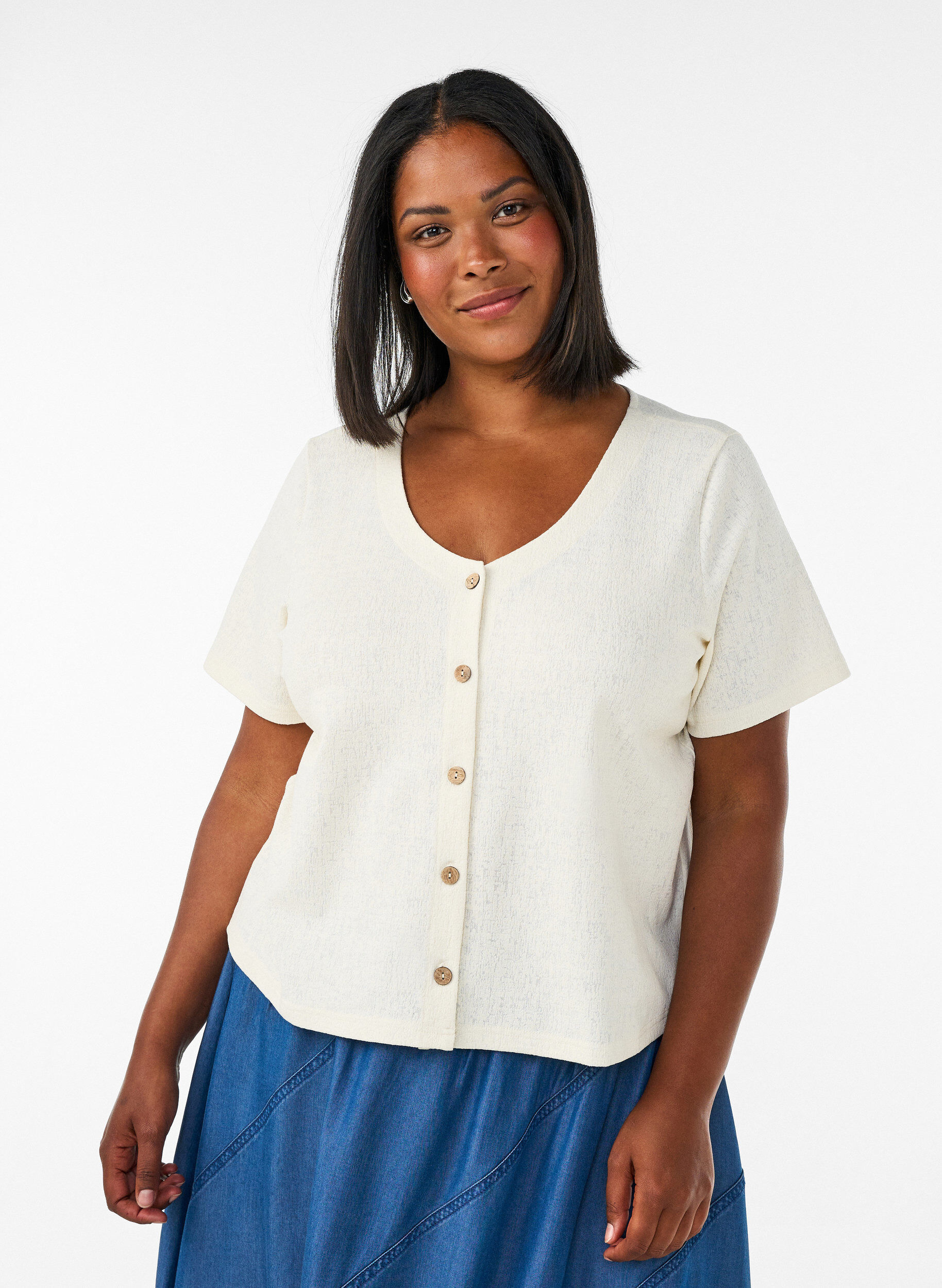 Blouse en coton textur&eacute; avec fermeture &agrave; boutons, Vanille, Model