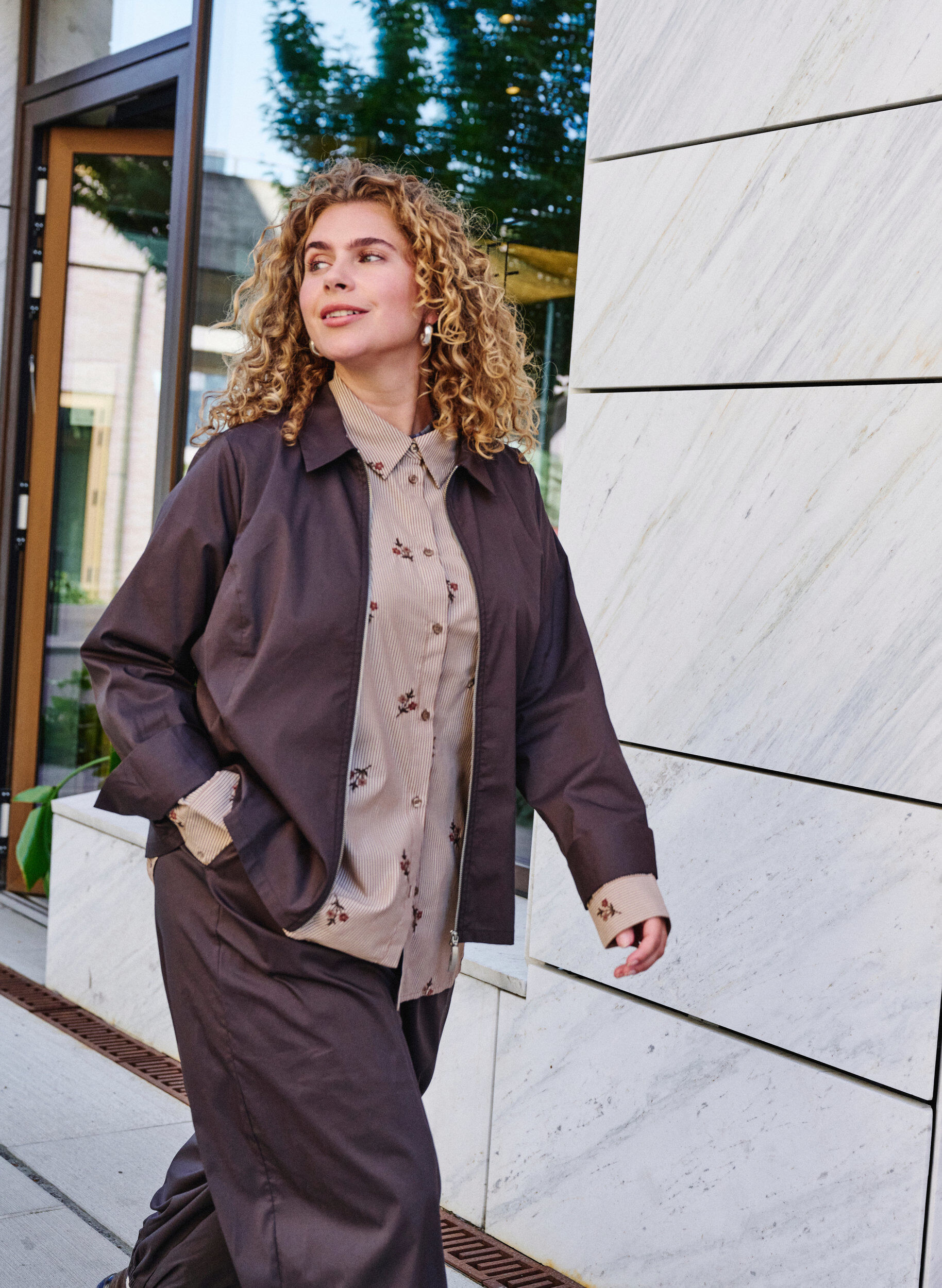 Ballonbroek met zakken en een elastische tailleband