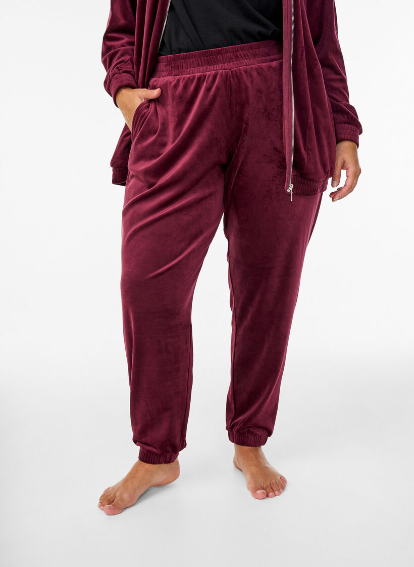 Losvallende fluwelen broek, Donker Bordeaux, Model image number 2