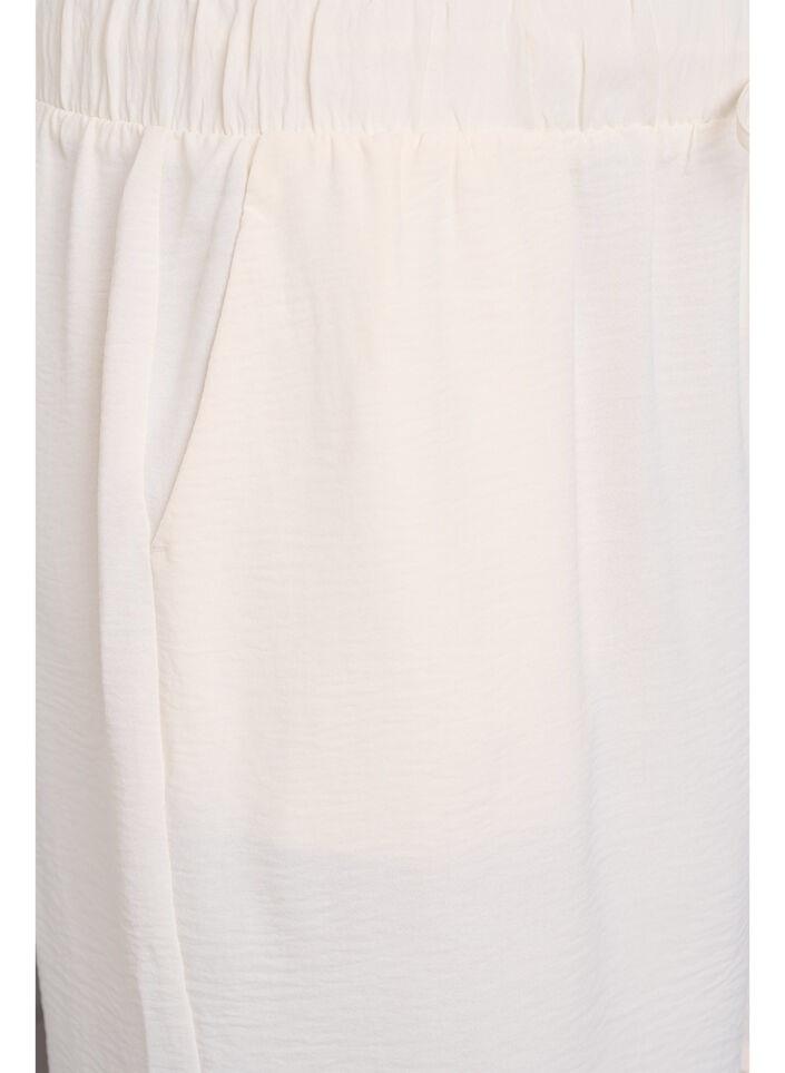Korte broek met zakken en elastische tailleband, Vanille, Packshot image number 2