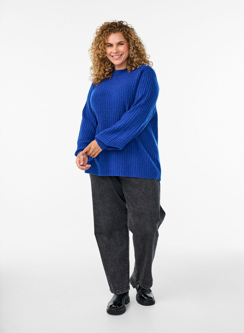 Geribde trui met pofmouwen en knopen, Blauw, Model image number 1