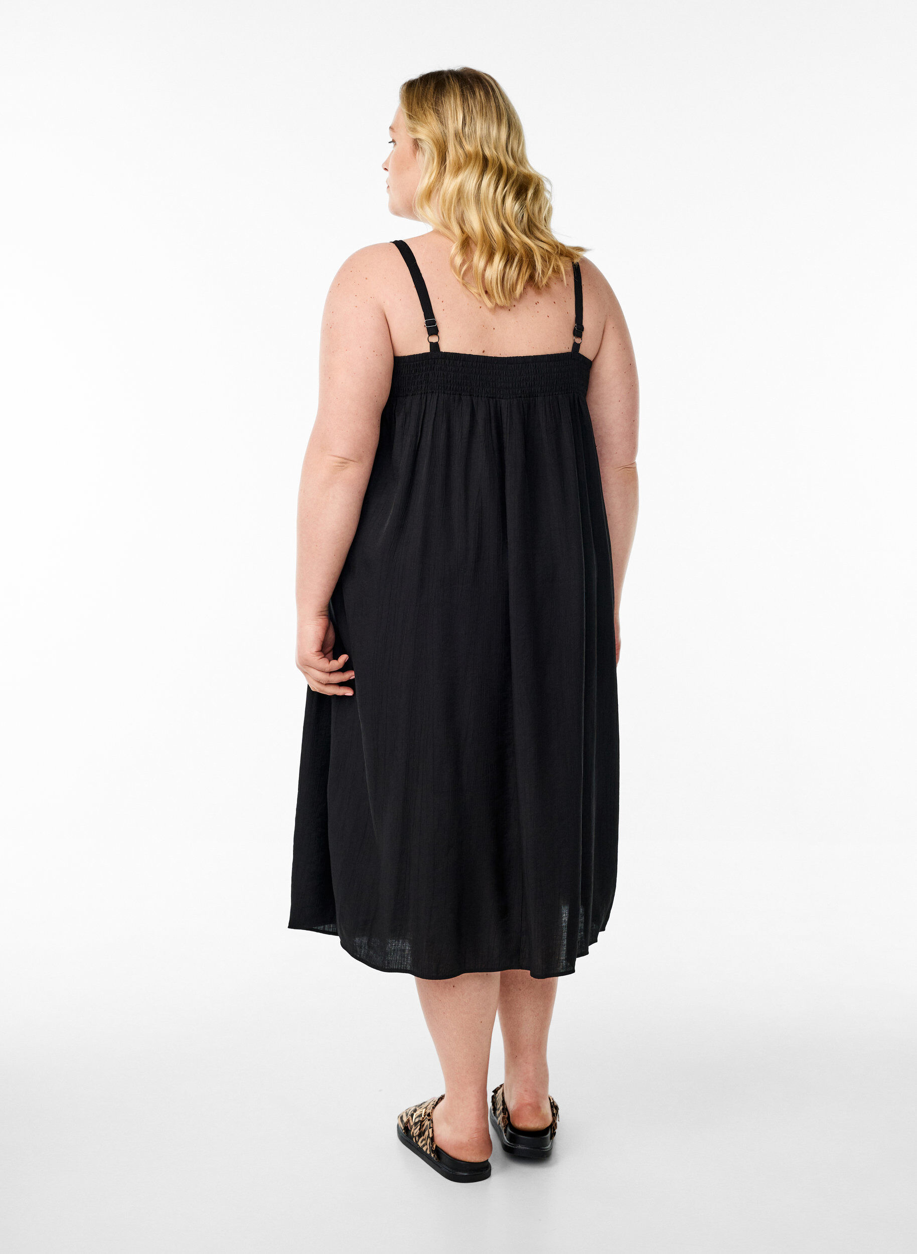 ZizziMidi slip jurk van viscose, Zwart, Model image number 2