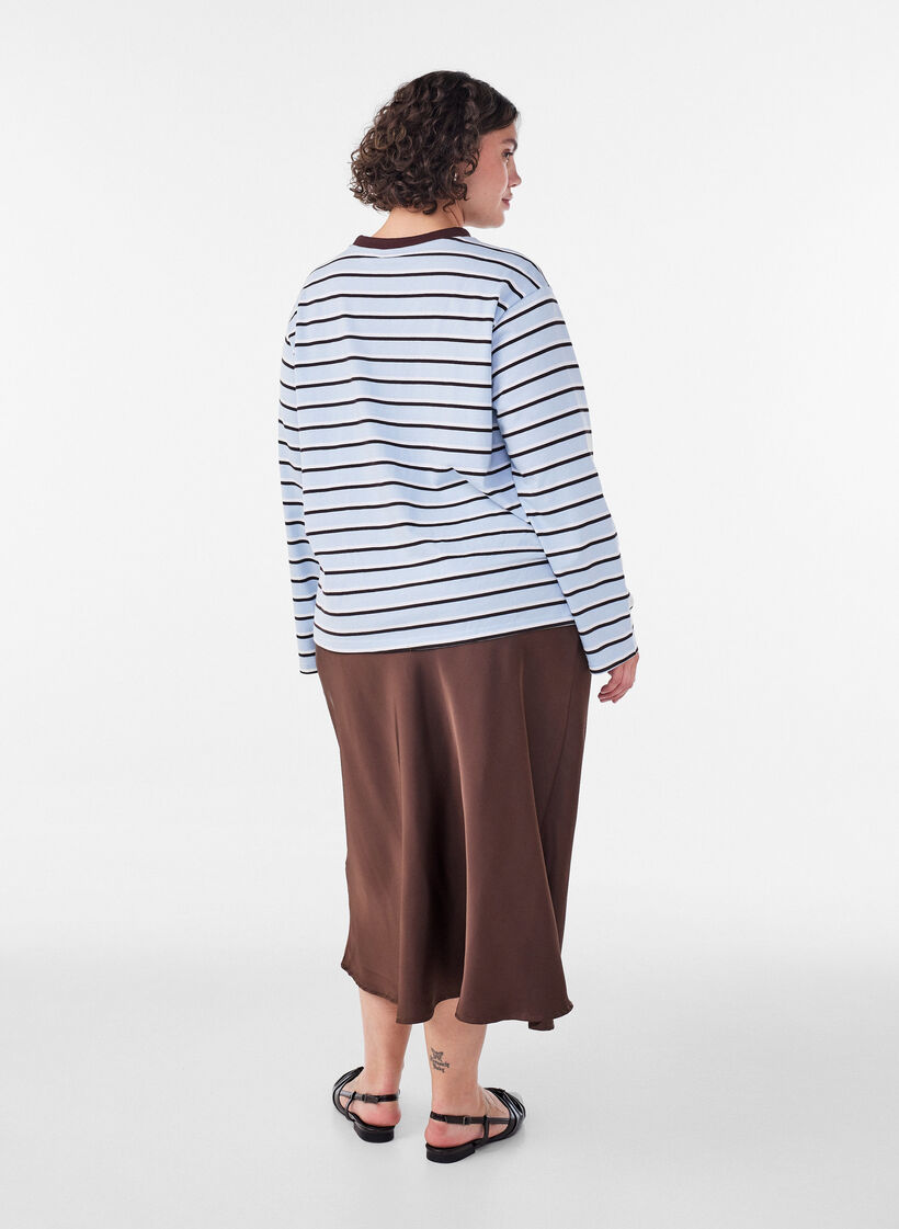 Basic T-shirt met lange mouwen, Blauw, Model