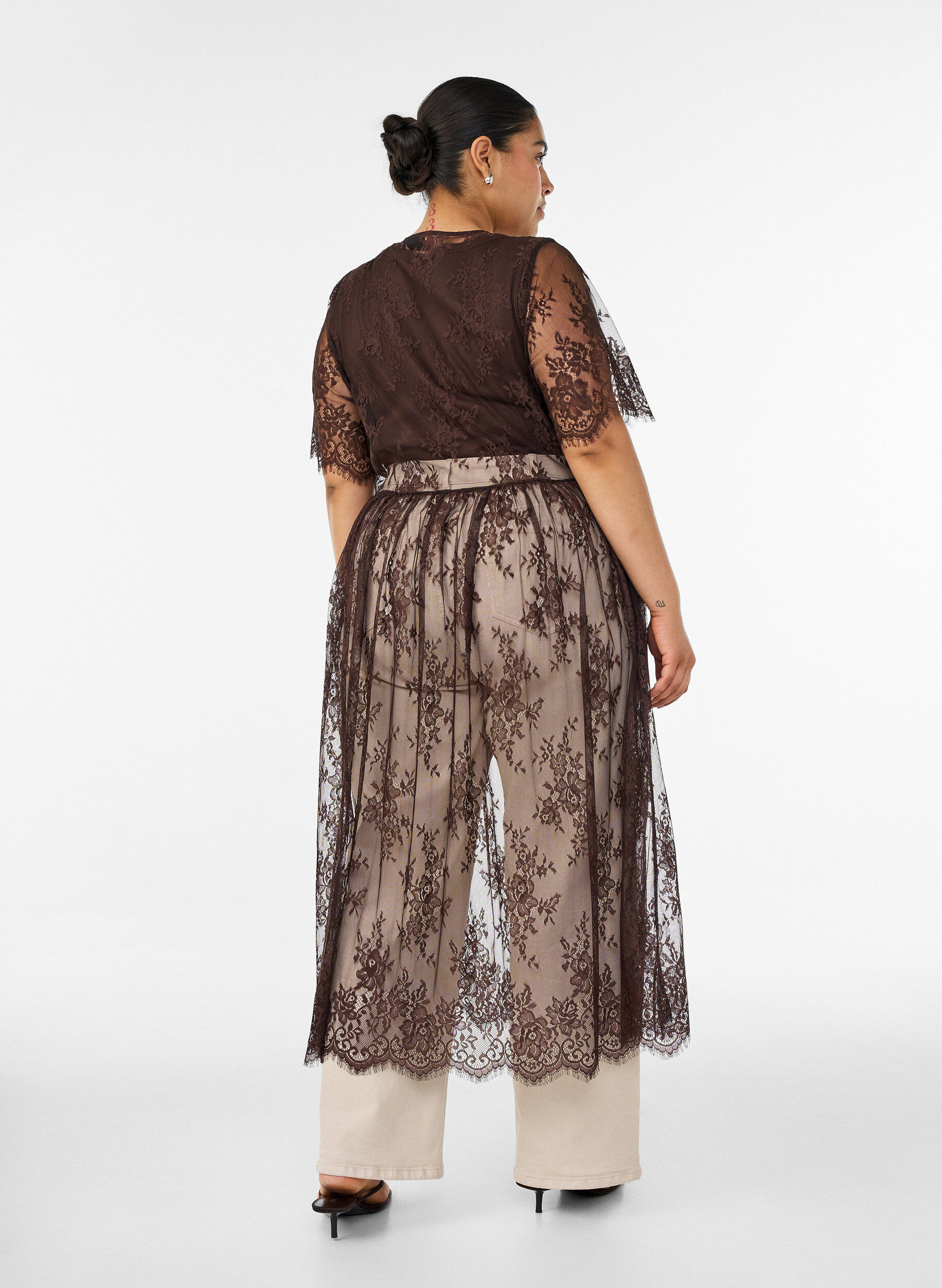 ZizziKanten midi jurk met korte mouwen van doorschijnende kant, Bruin, Model image number 1