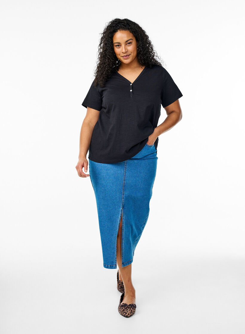 T-shirt met knoopdetail, Zwart, Model image number 1