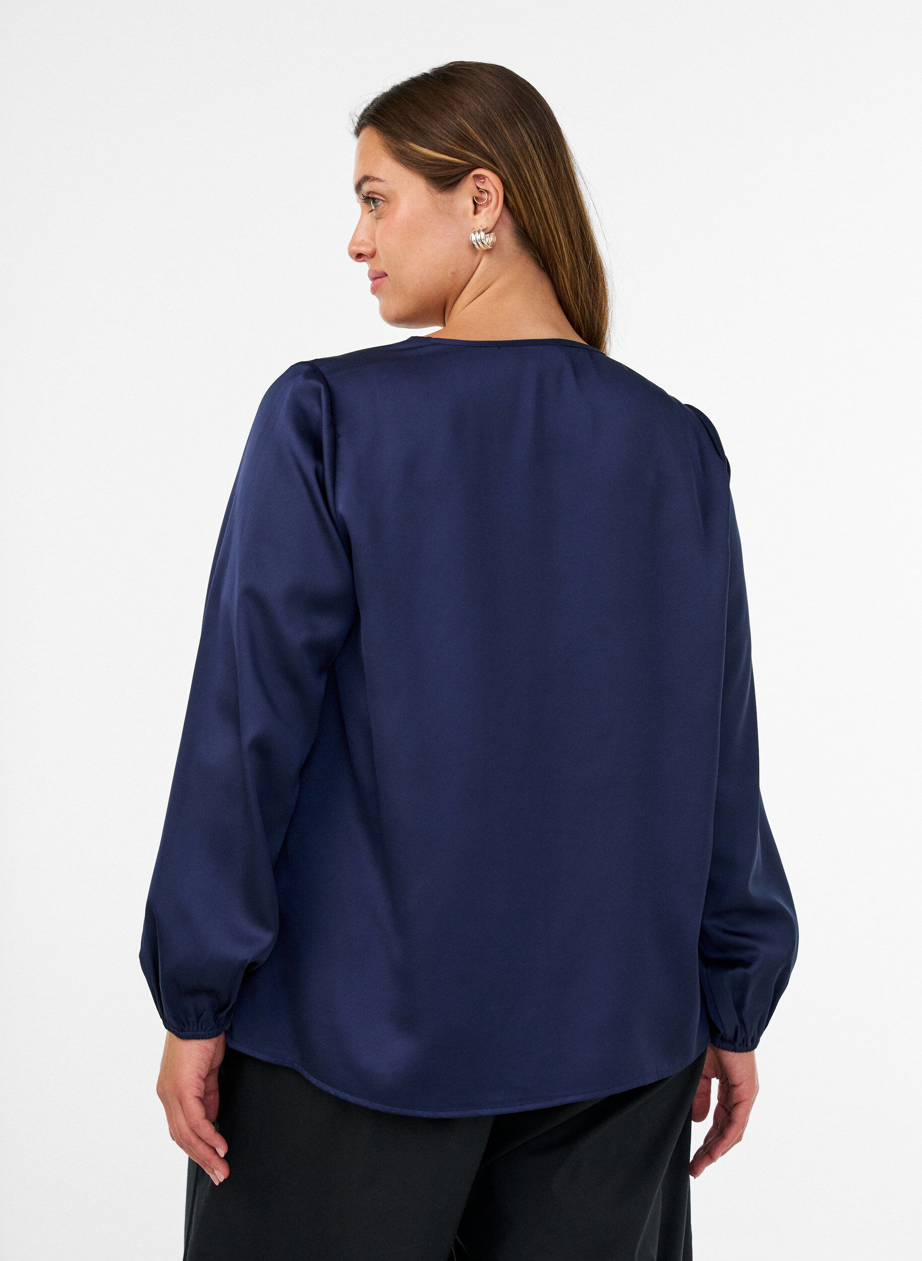 ZizziSatijnen blouse met kanten applicatie en parels, Blauw, Model image number 2