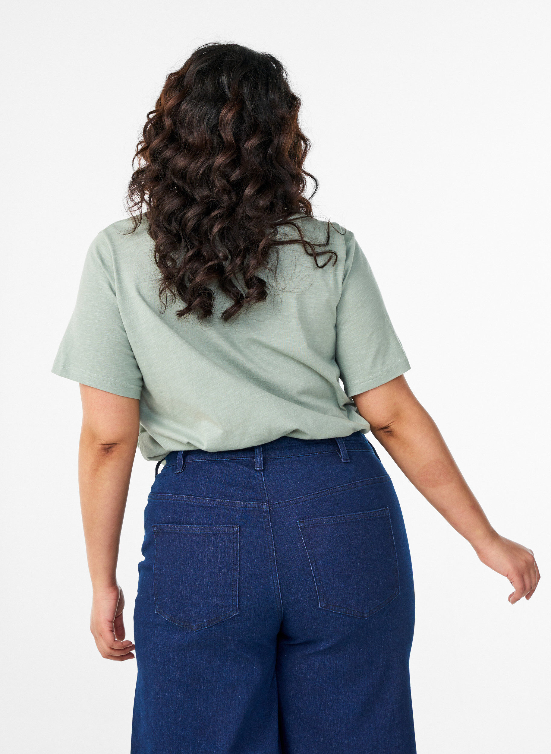 ZizziT-shirt met knoopdetail, Groen, Model image number 2