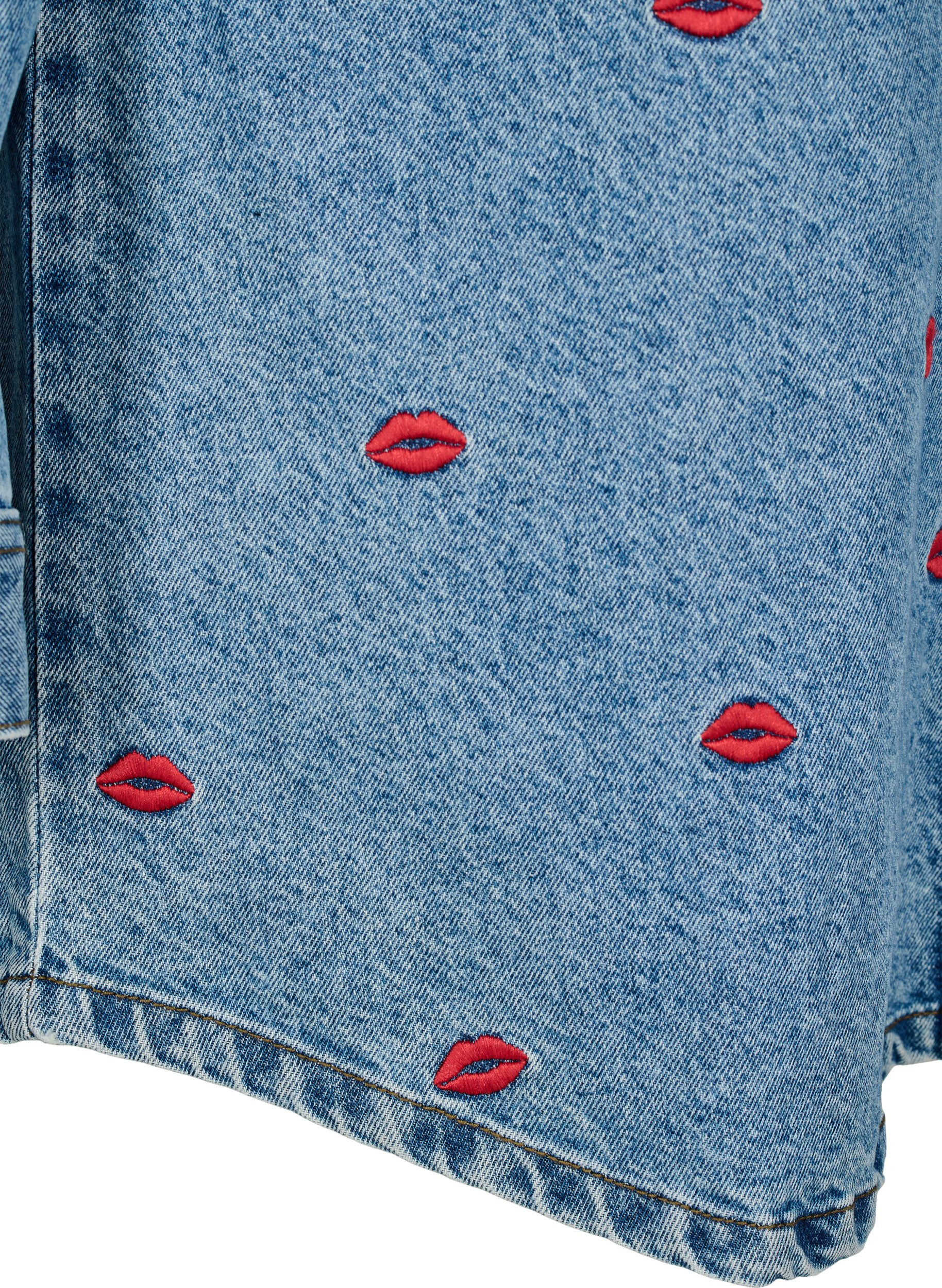 ZizziLosse denim shirt met geborduurde lippen, Light Blue Kiss, Packshot image number 3