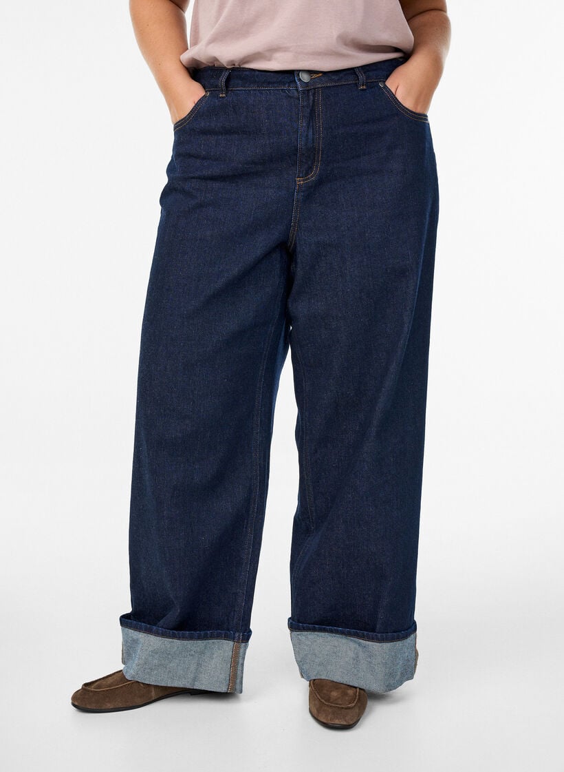 Straight-fit jeans met wijde pijpen en omslagen, Blauw, Model