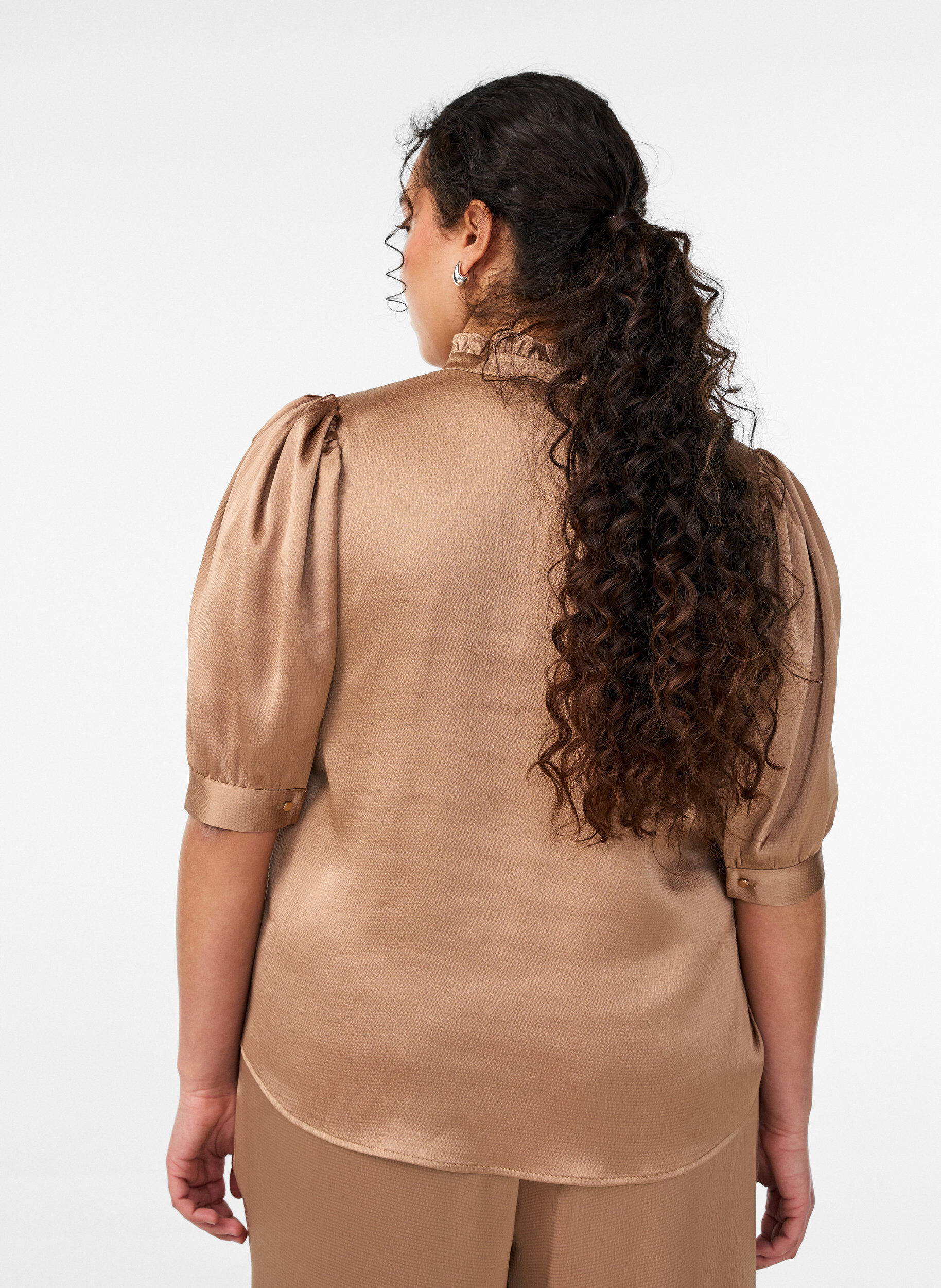 ZizziBlouse met satinlook, 1/2-mouwen en rucheskraag, Bruin, Model image number 2