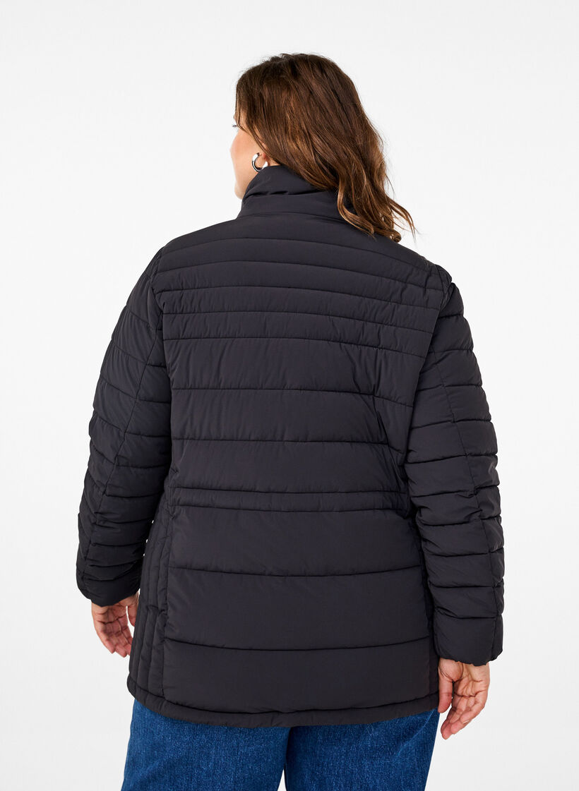 Korte puffer jas met zakken, Zwart, Model image number 2