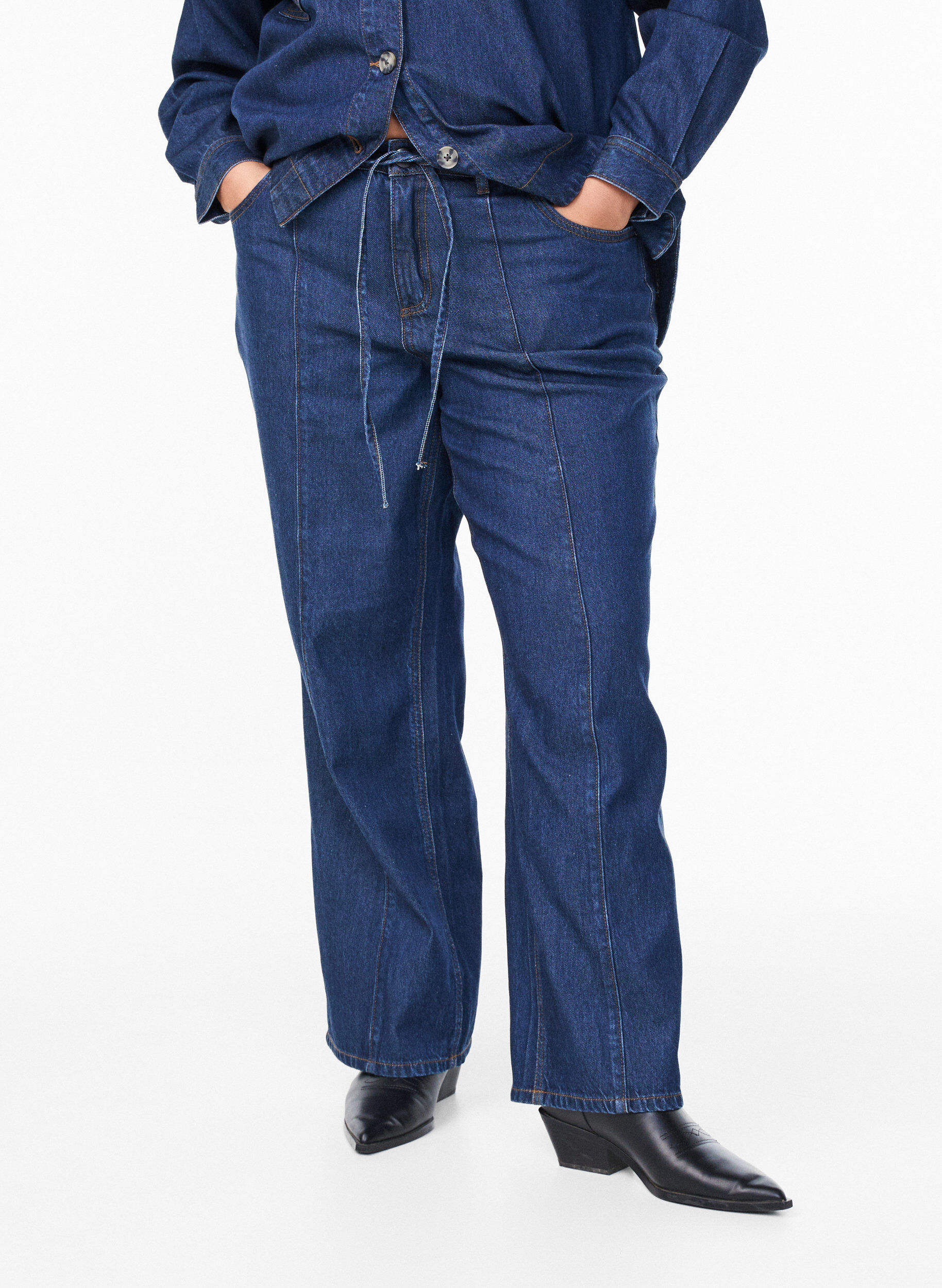 ZizziWide leg jeans met strikceintuur en hoge taille, Blauw, Model image number 2