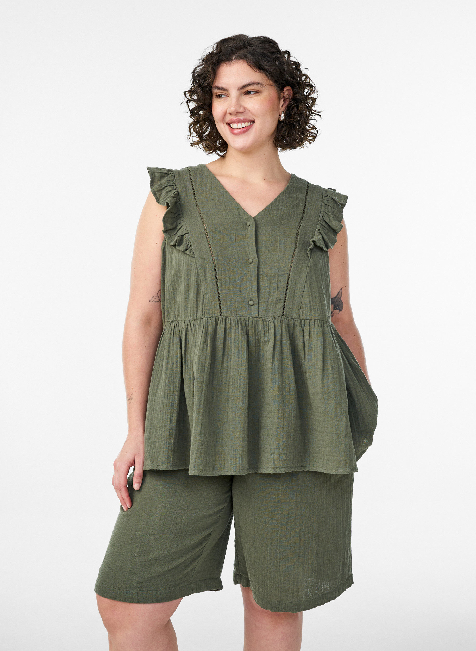 Short ample en mousseline de coton taille haute, Vert, Model