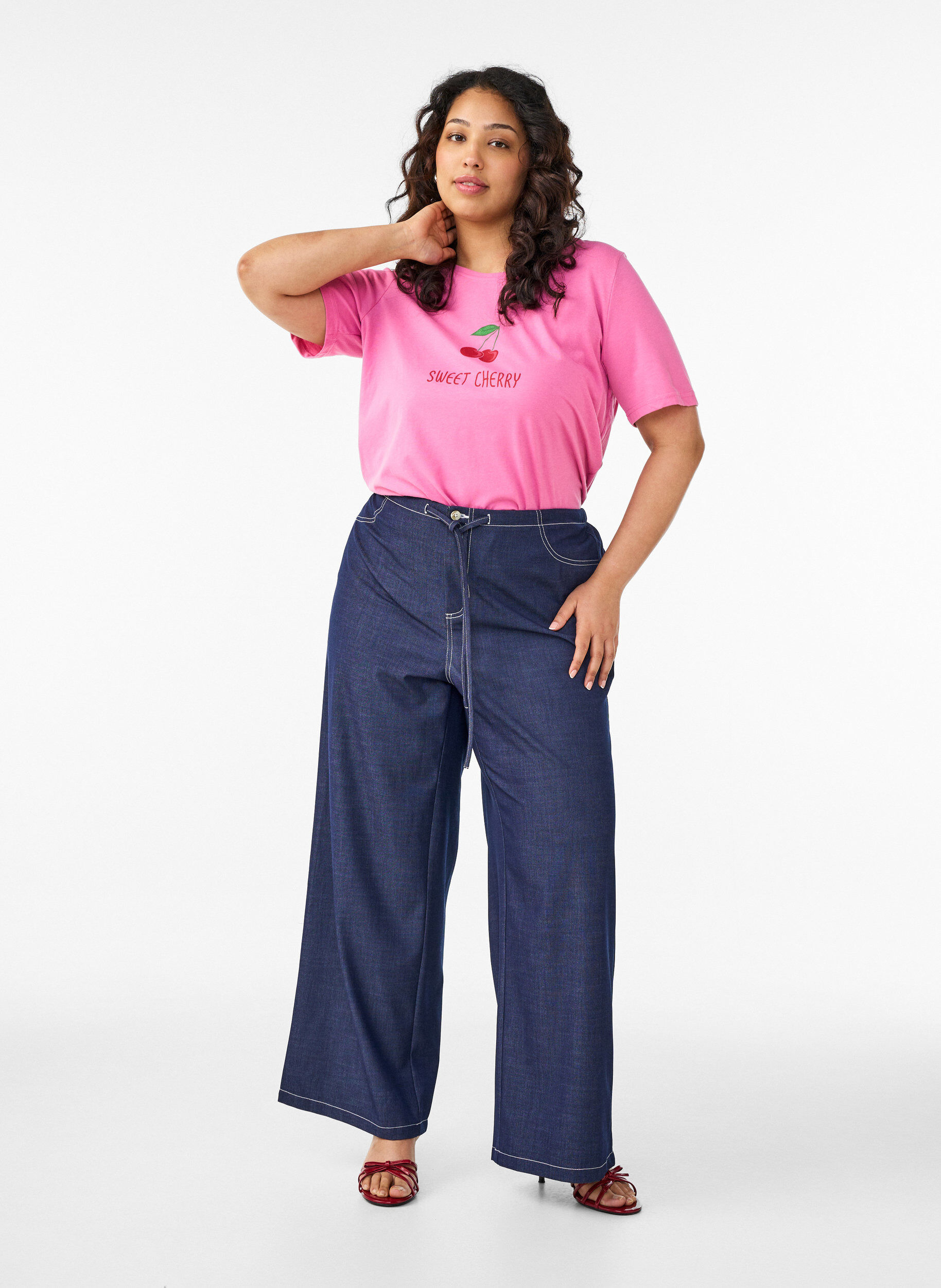 Zizzi T-shirt imprim&eacute;, Rose, Model image number 1