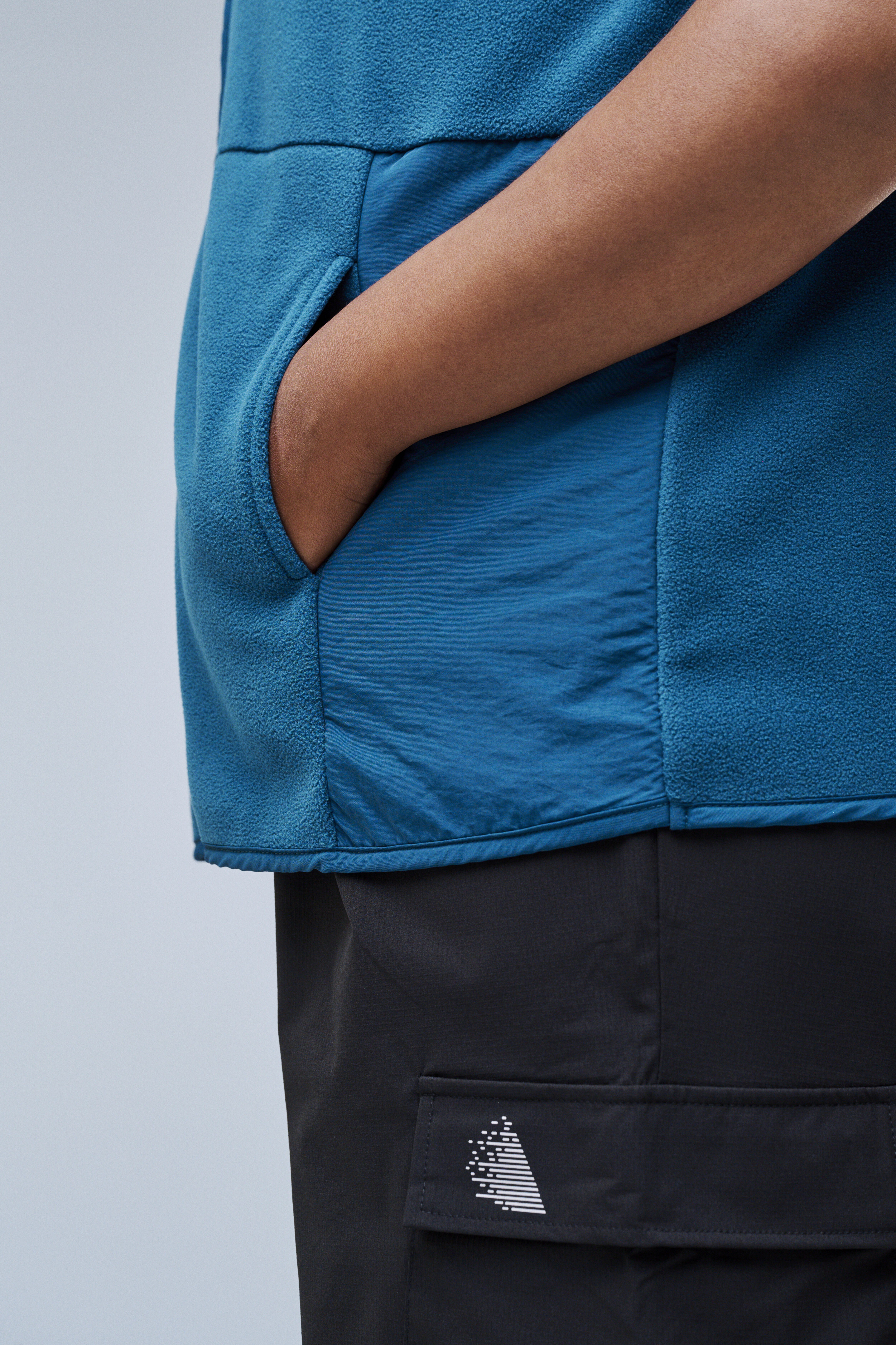 ZizziVest met hoge kraag, , Model