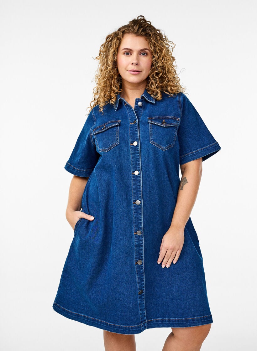 Denim jurk met knopen en korte mouwen, Blauw, Model image number 0