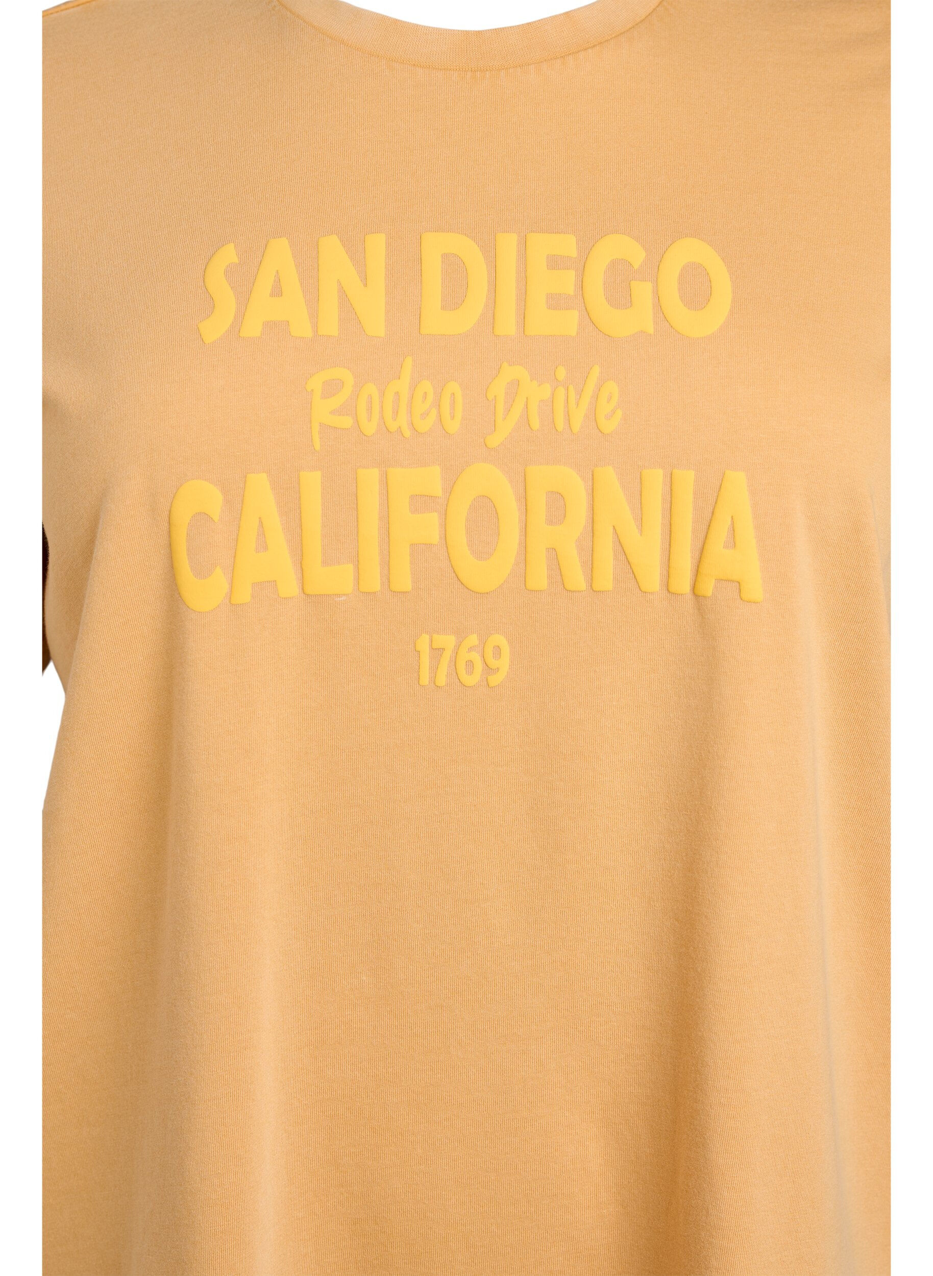 ZizziT-shirt in biologisch katoen met een coole print, Geel, Packshot image number 2