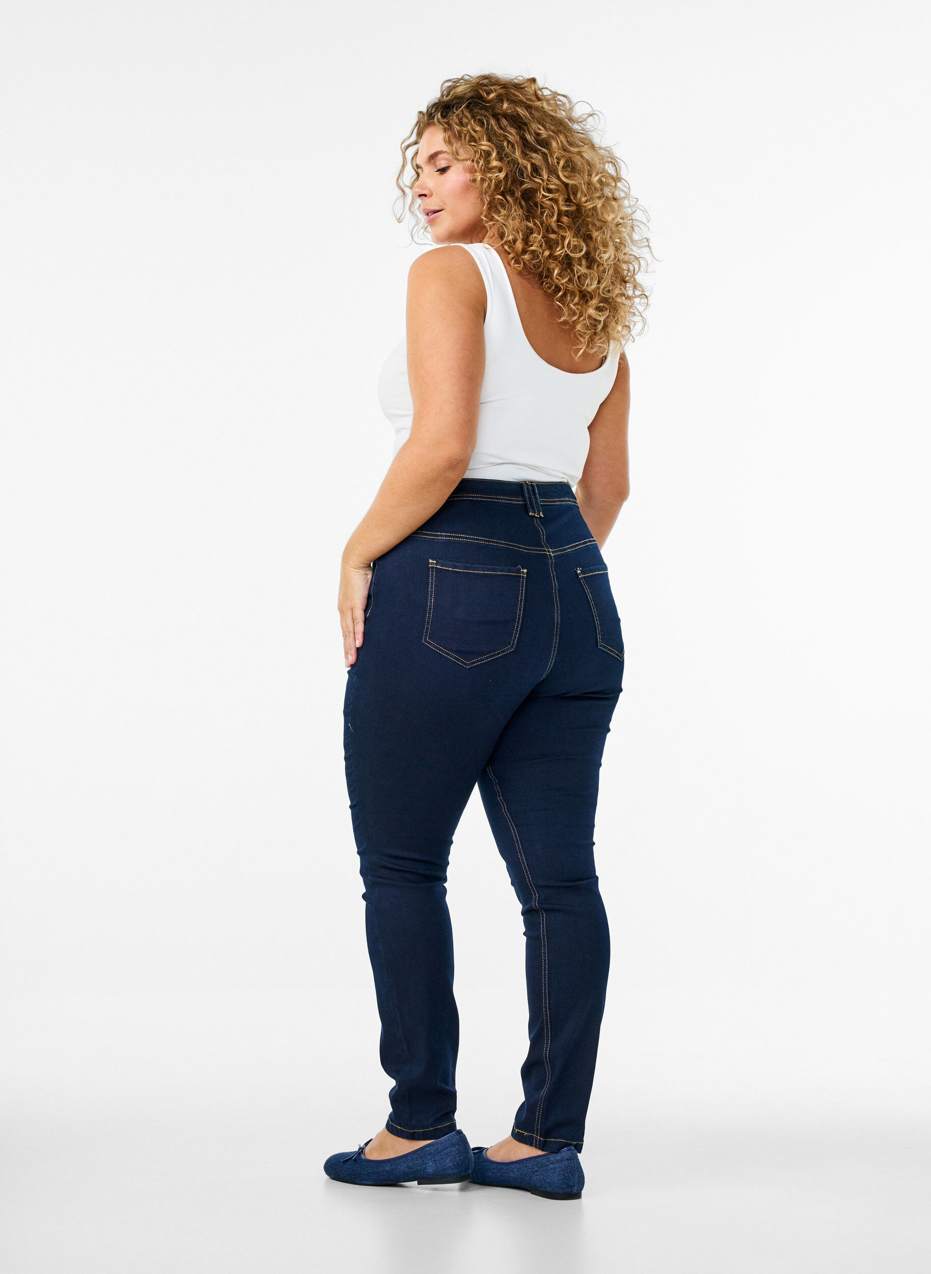 ZizziSuper strakke Amy jeans met hoge taille, Blauw, Model image number 1