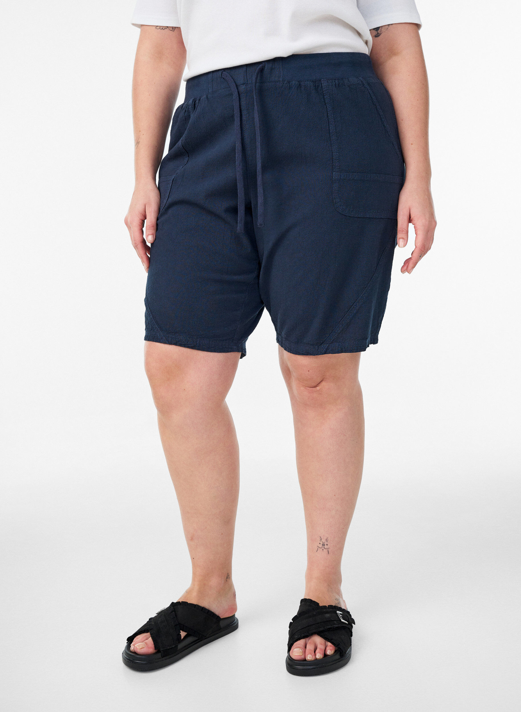 ZizziLosse katoenen short met zakken, Blauw, Model image number 3