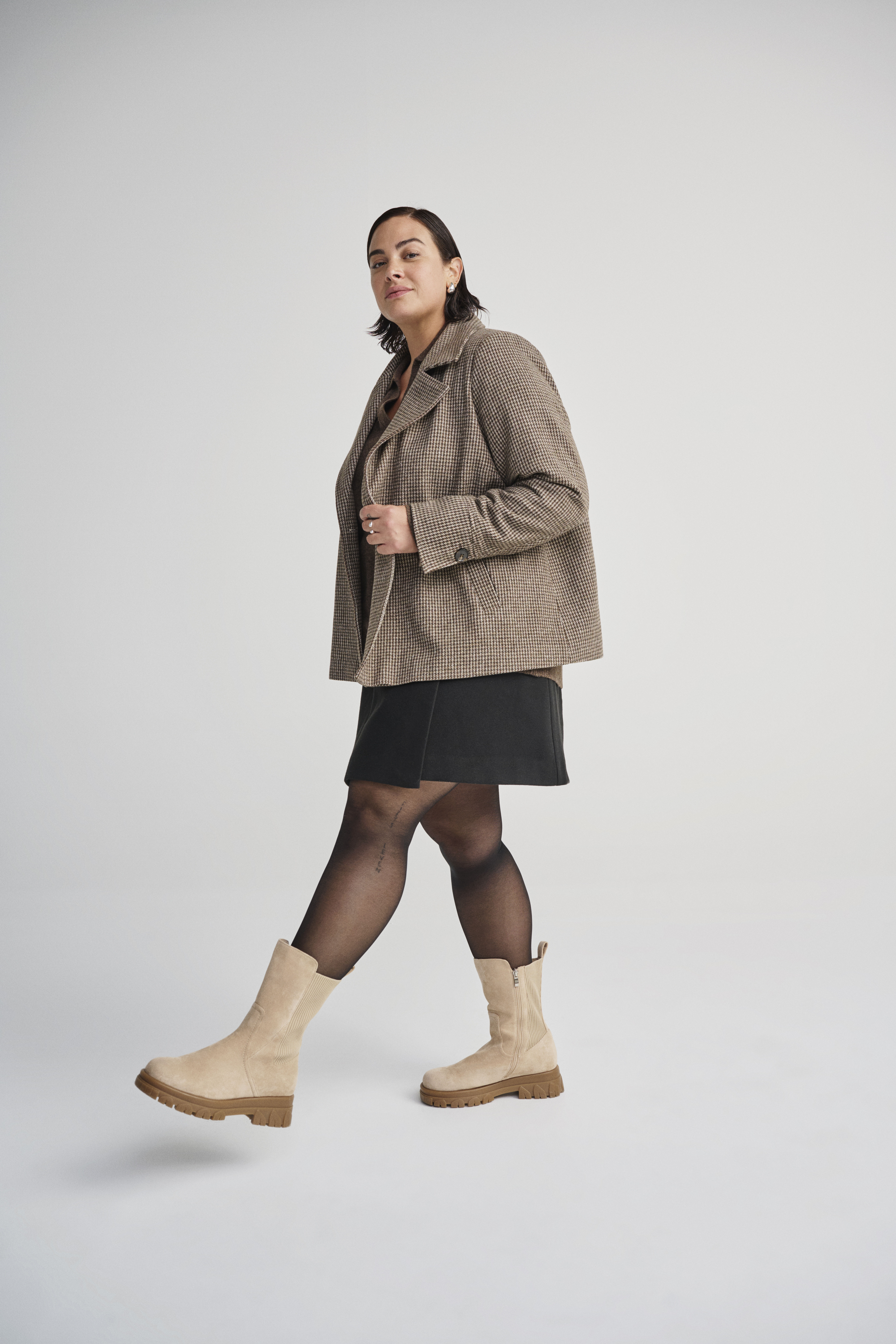 ZizziLaars van imitatiesu&egrave;de, , Model