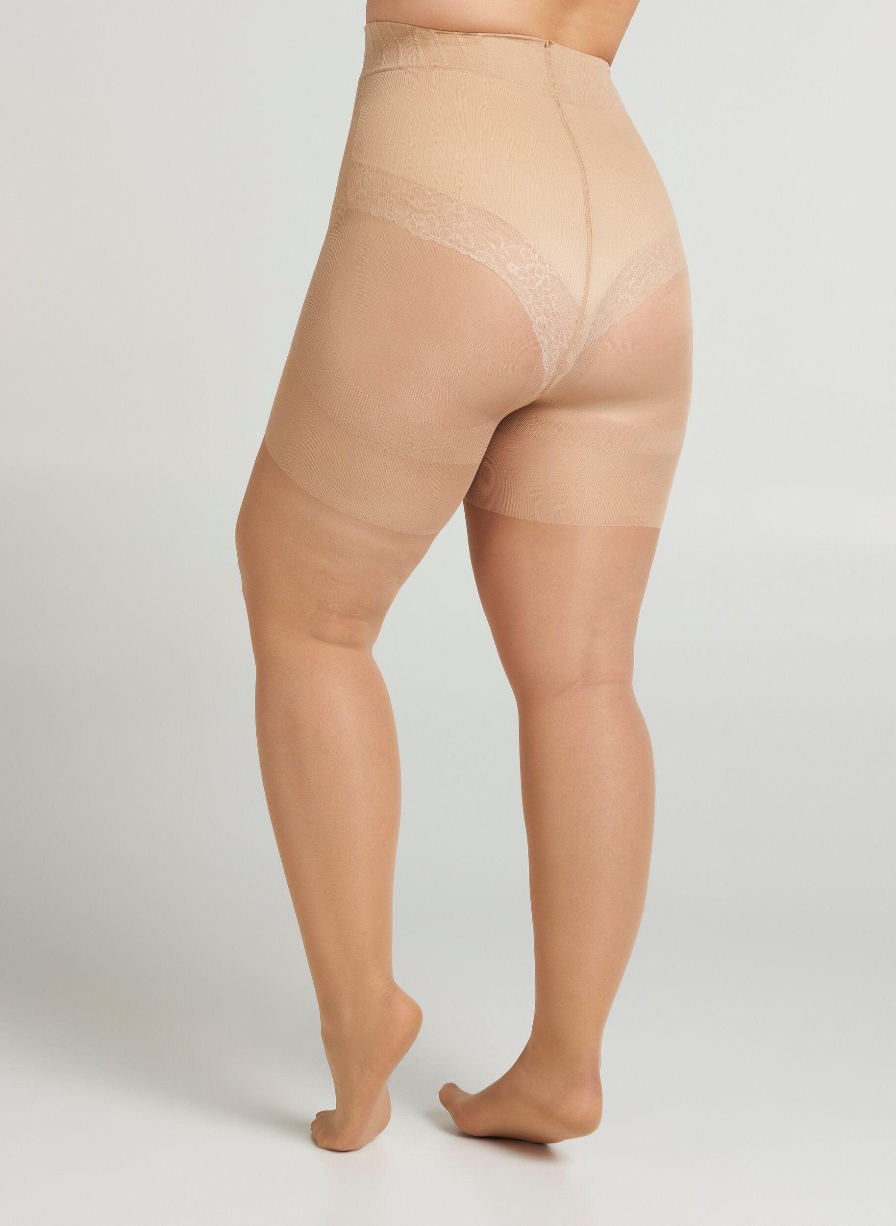 ZizziPanty 40 denier met push-up effect, Beige, Model image number 2
