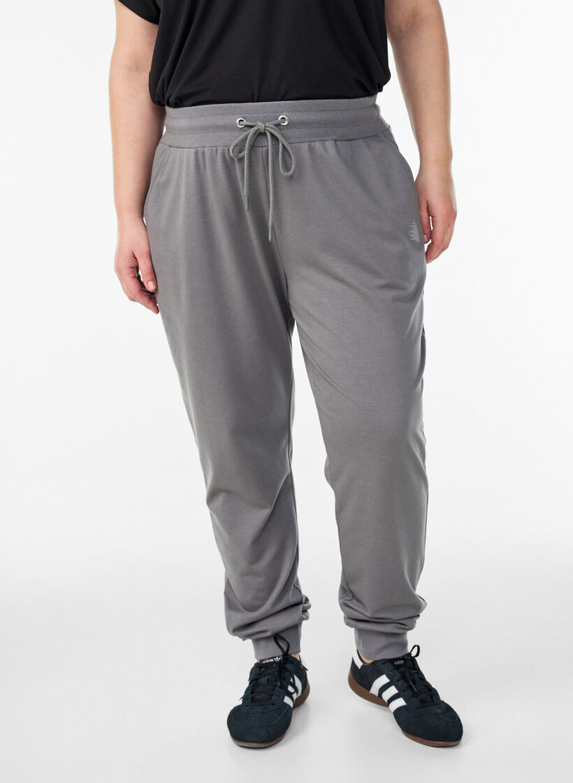 Losse trainingsbroek met zakken, Grijs, Model image number 0