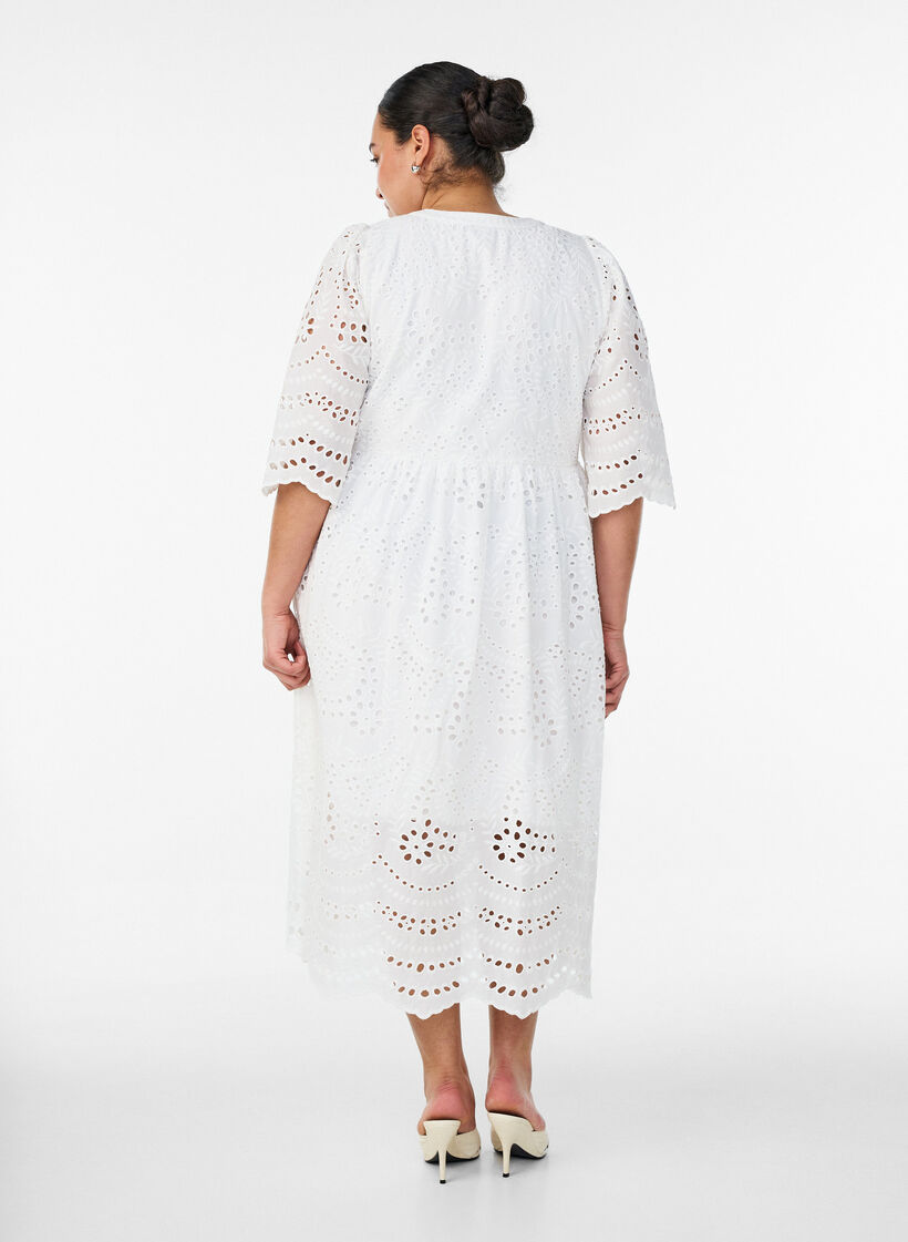 Robe midi en broderie anglaise &agrave; taille empire, Blanc, Model image number 1